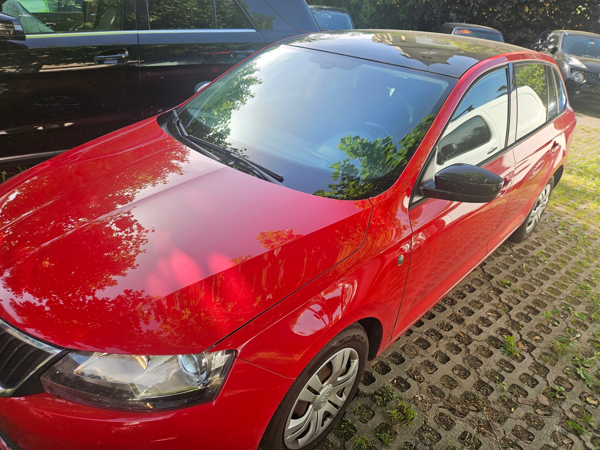 SKODA Rapid Spaceback 1.4 TSI Elegance DSG-image-2