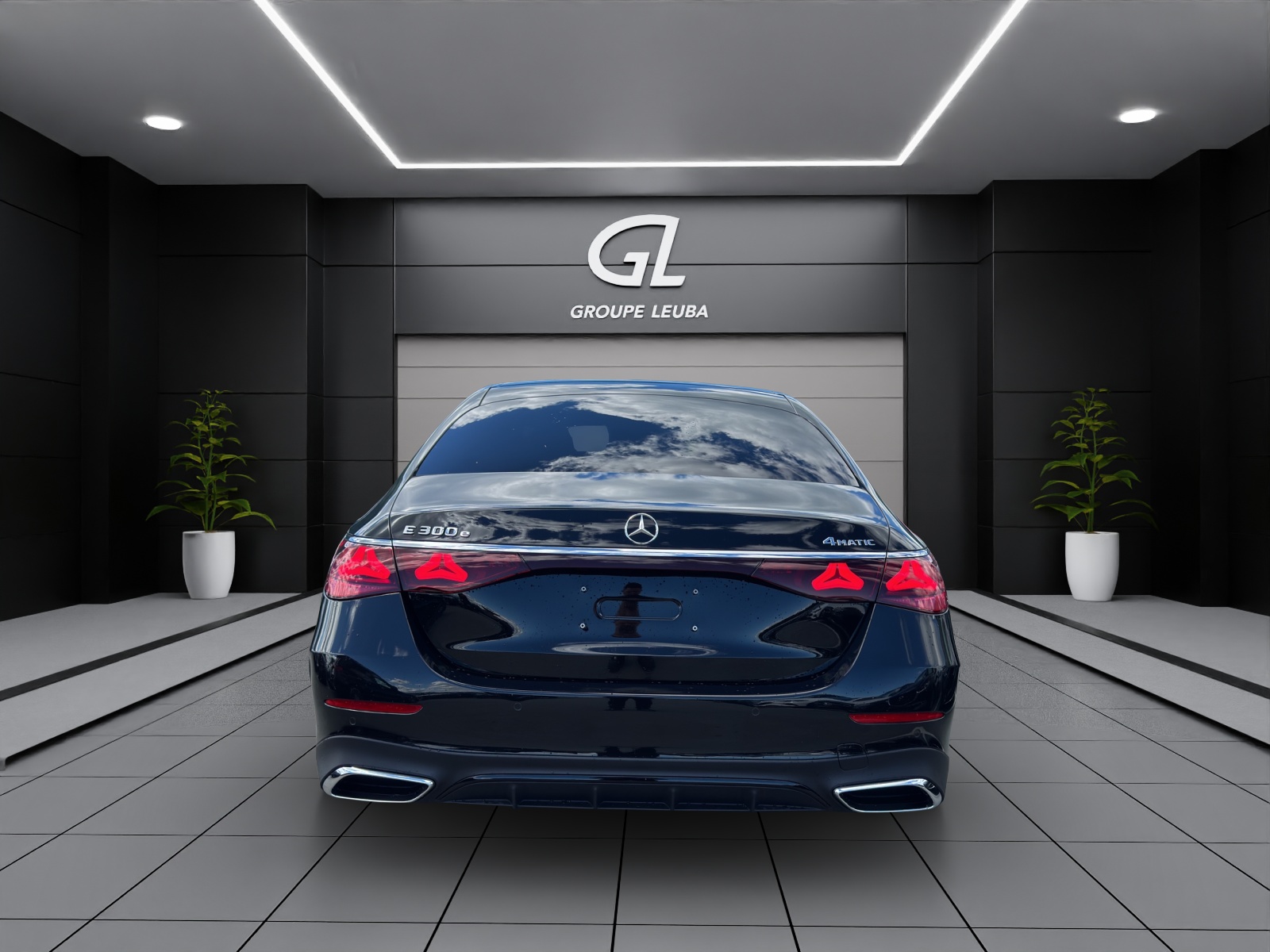 MERCEDES-BENZ E 300 e 4Matic EQ Hybrid 9G-Tronic-image-10