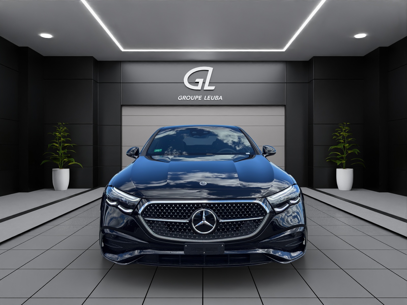 MERCEDES-BENZ E 300 e 4Matic EQ Hybrid 9G-Tronic-image-2
