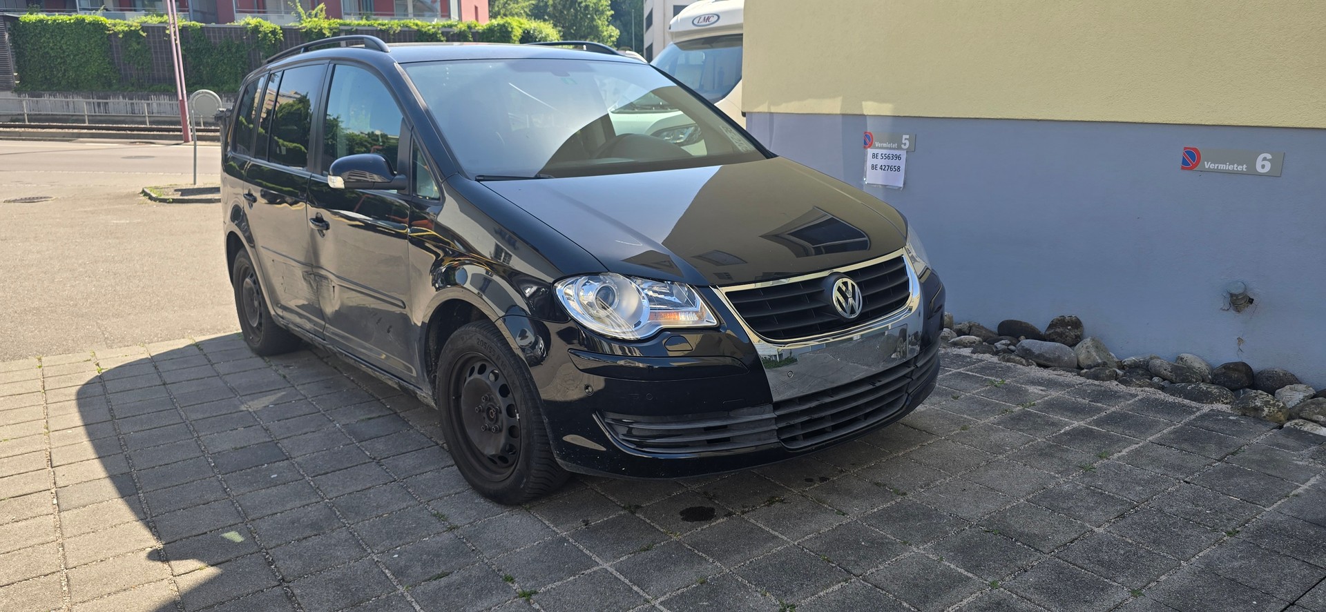 VW Touran 1.4 TSI Trendline-image-2