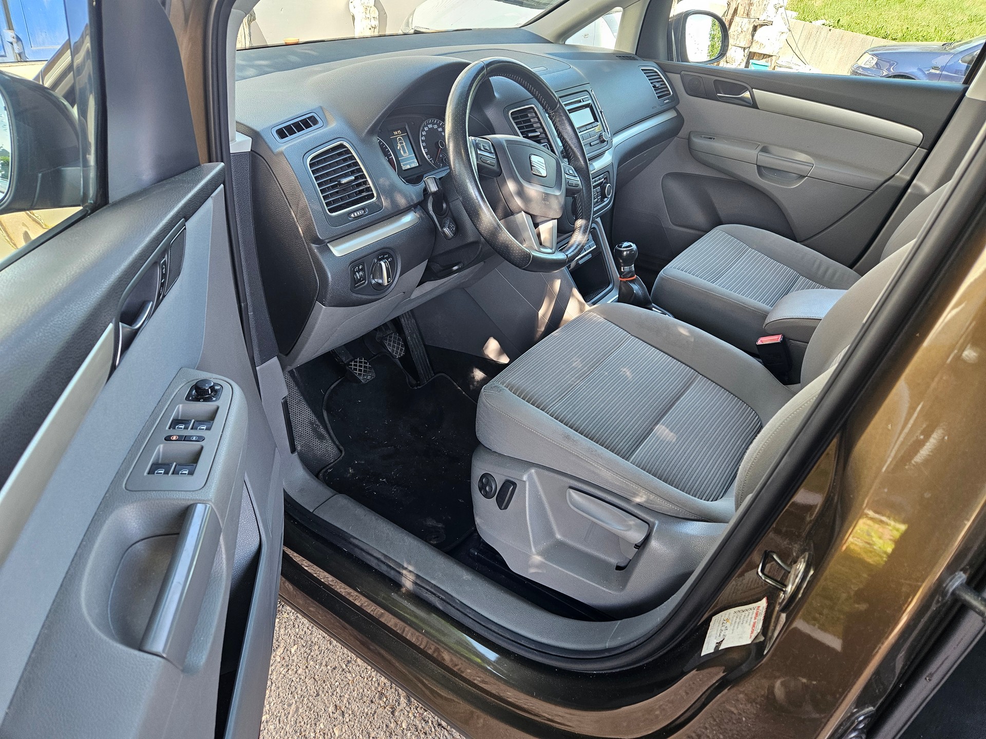 SEAT Alhambra 2.0 TDI Style-image-11