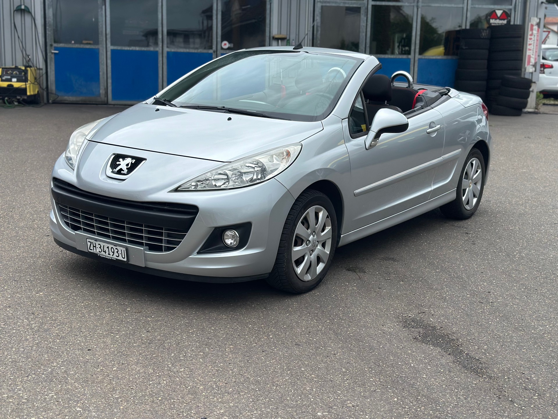 PEUGEOT 207 CC 1.6 16V Allure-image-0