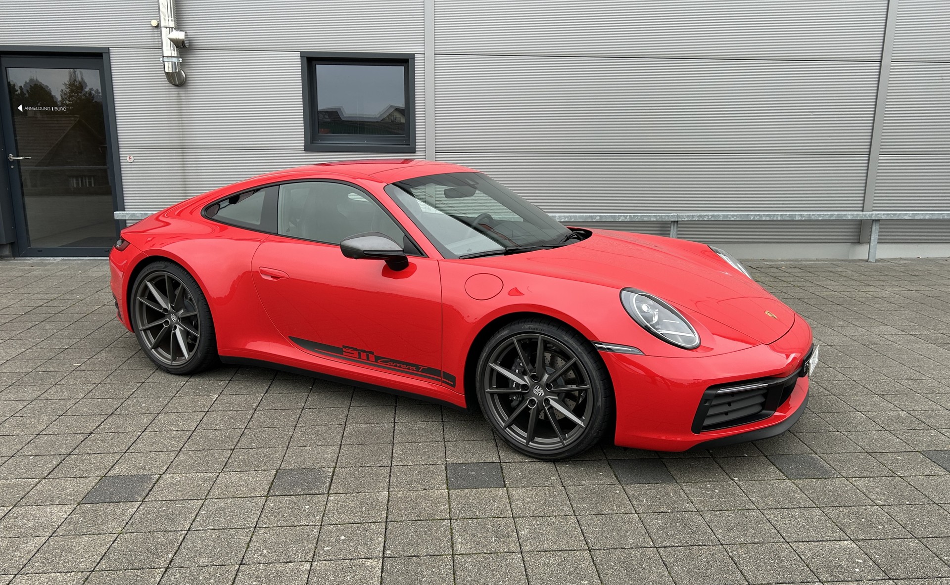 PORSCHE 911 Carrera T-image-5