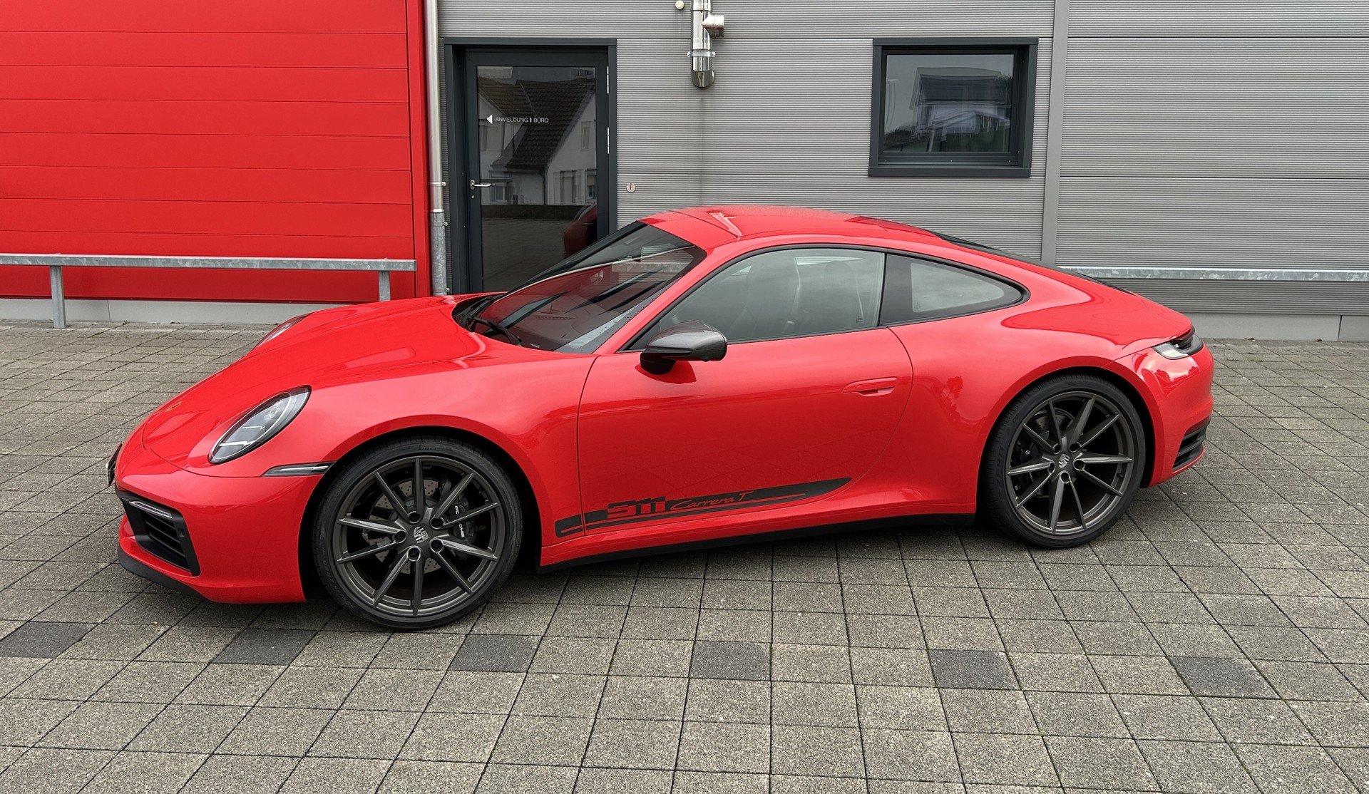 PORSCHE 911 Carrera T-image-1