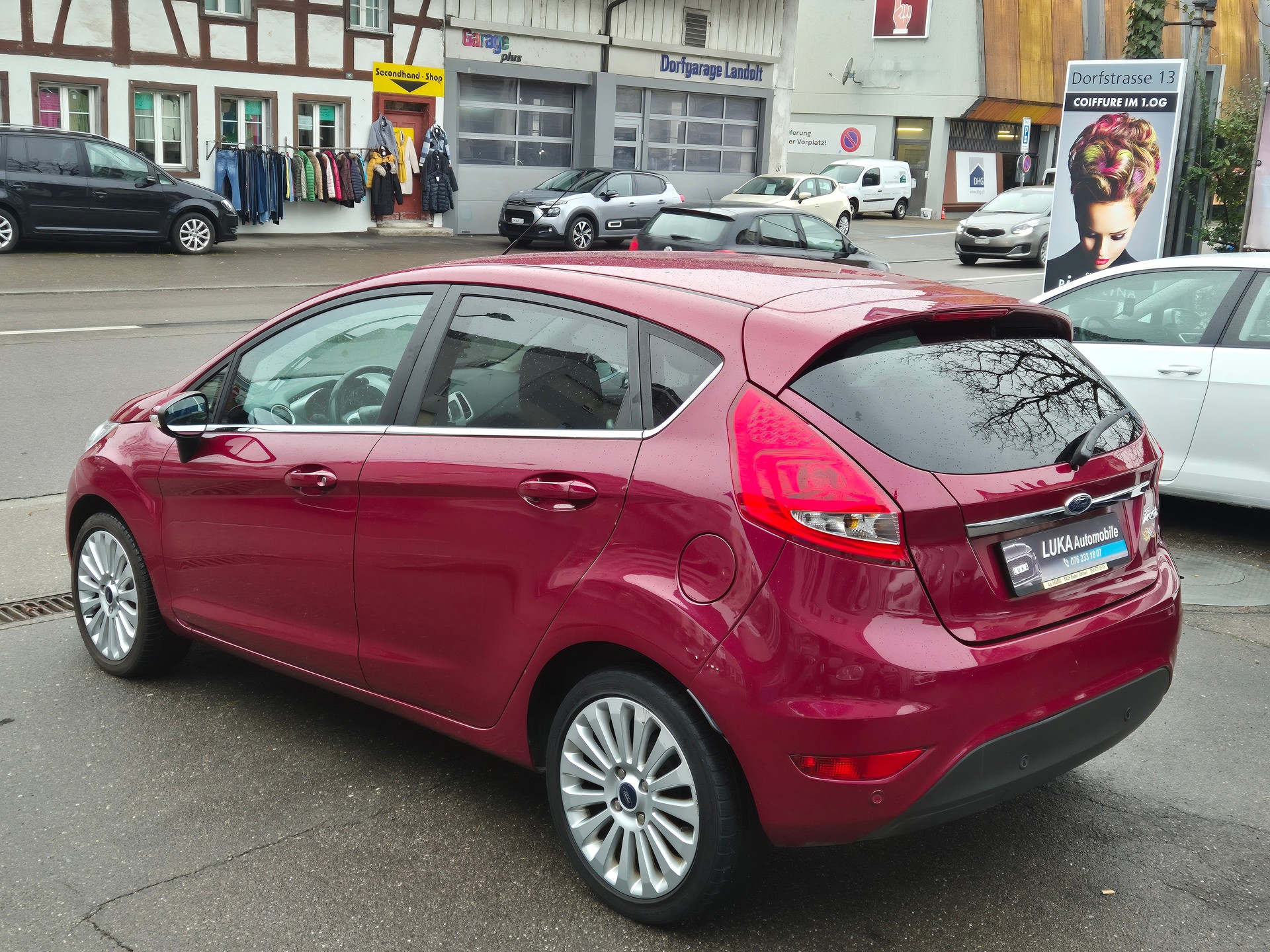 FORD Fiesta 1.4 16V Titanium-image-2