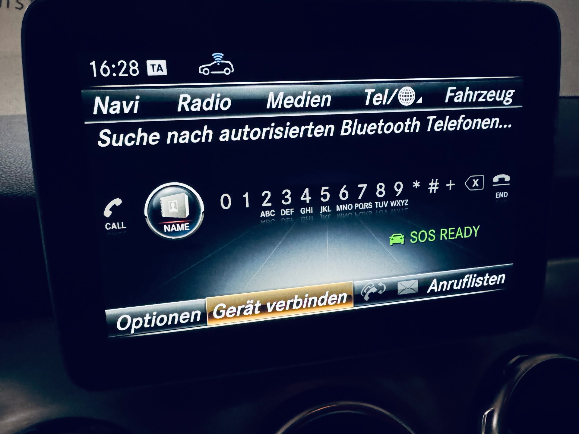 MERCEDES-BENZ GLA 250 AMG Line Swiss Star 4Matic 7G-DCT-image-27