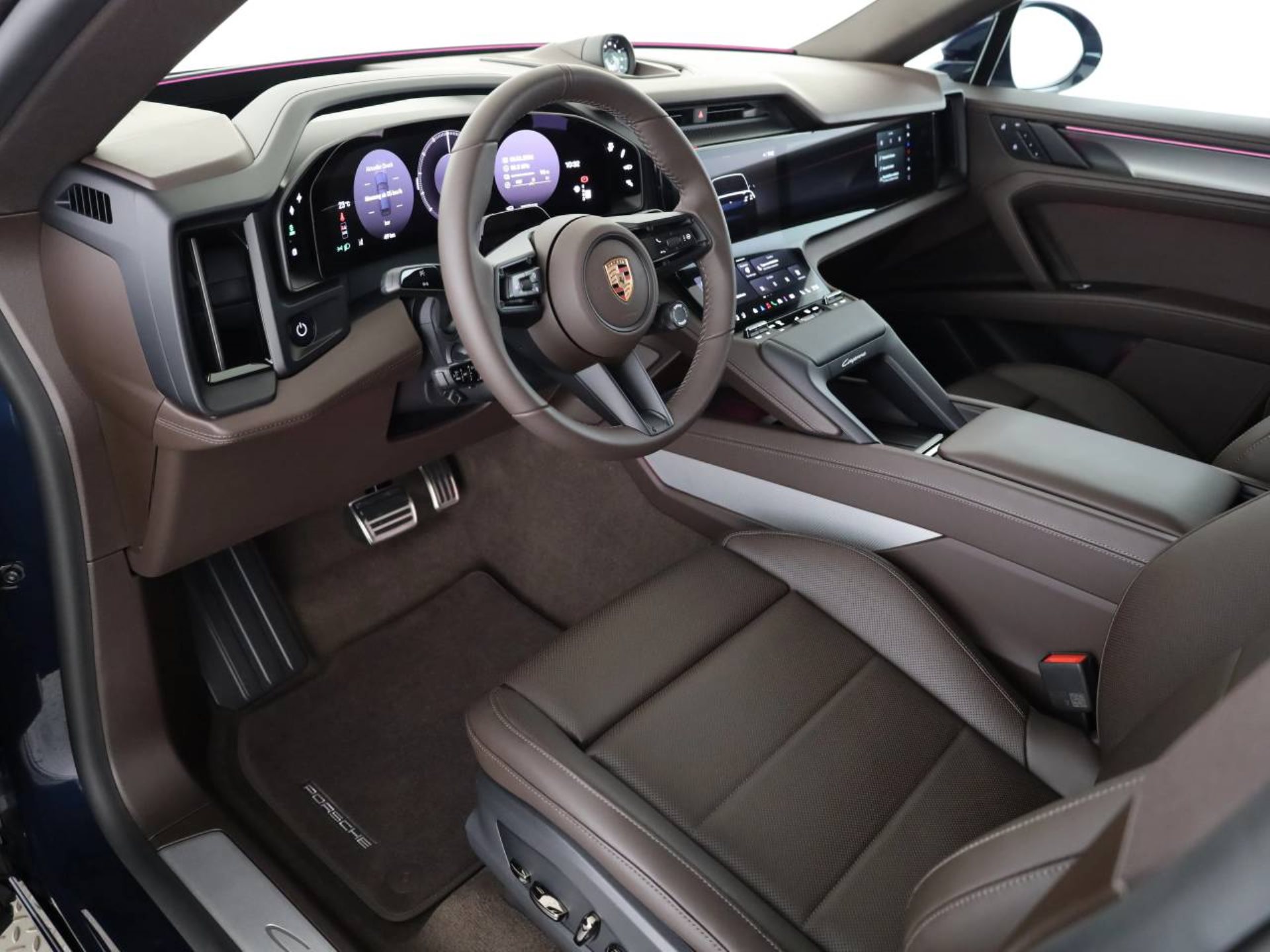 PORSCHE Cayenne Electric-image-10