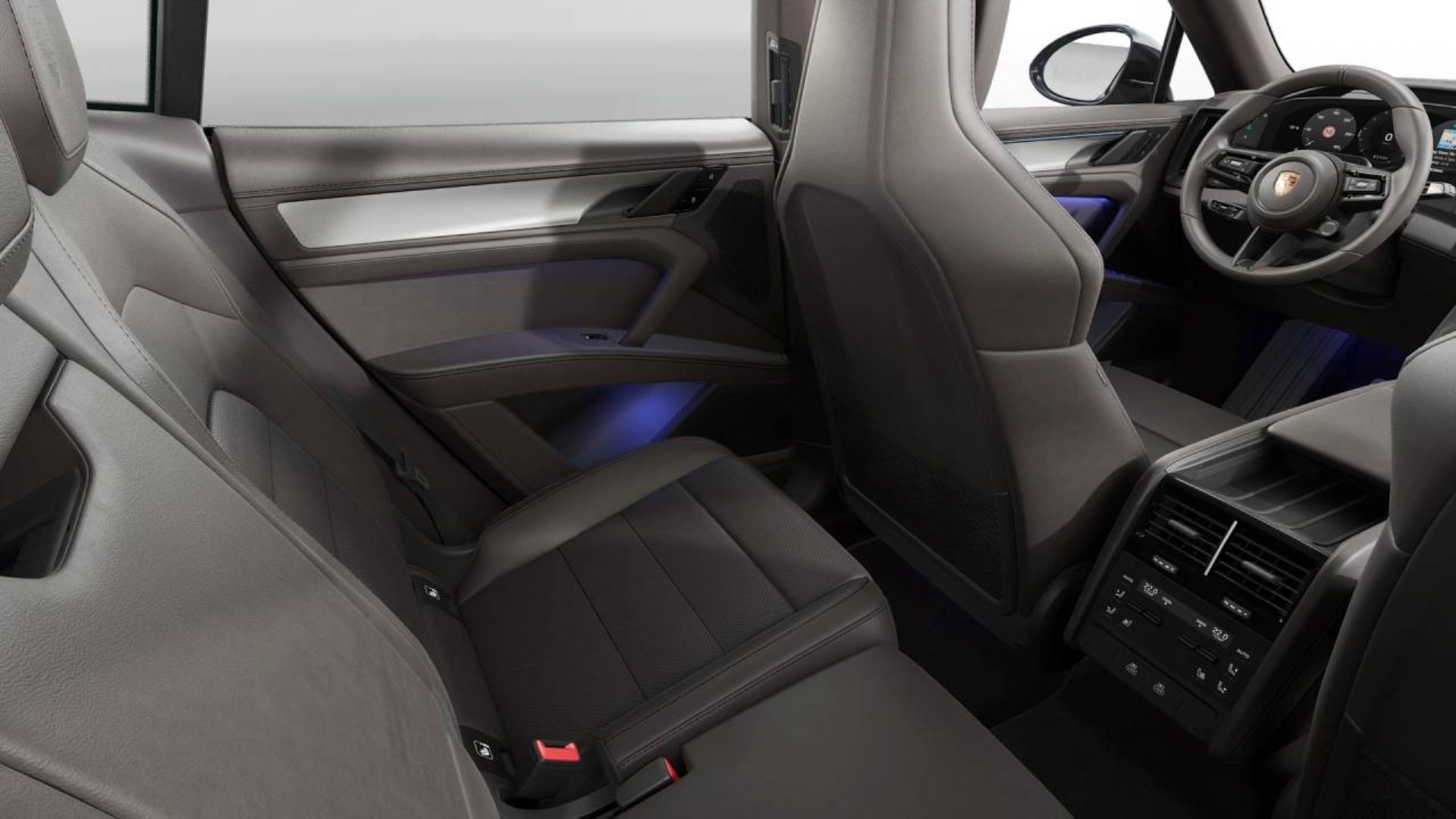 PORSCHE Cayenne Electric-image-13