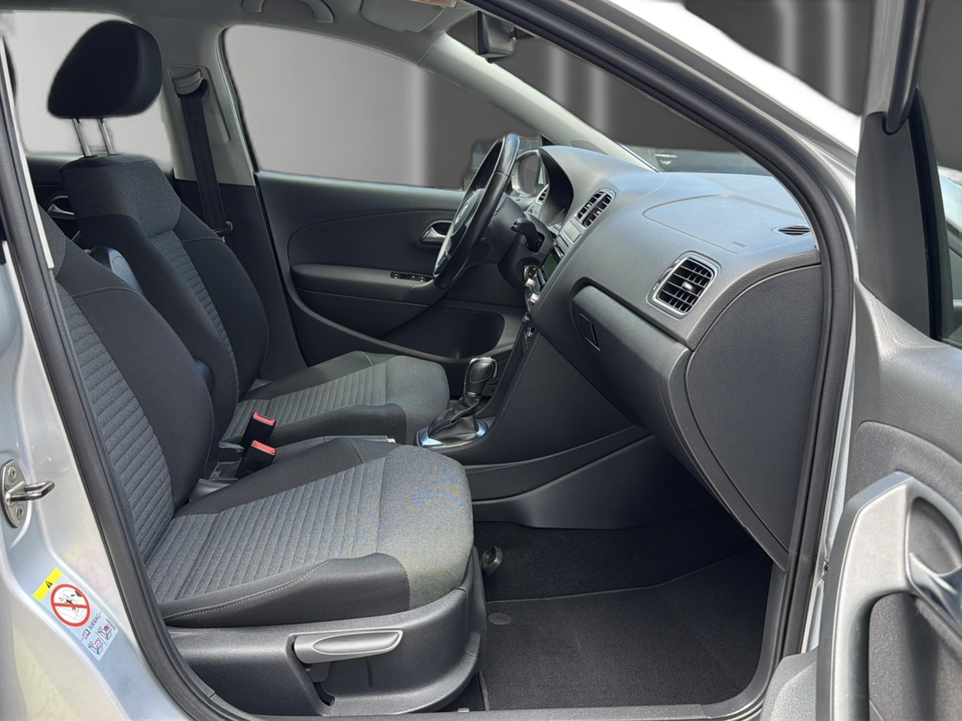 VW Polo 1.2 TSI Comfortline DSG-image-11