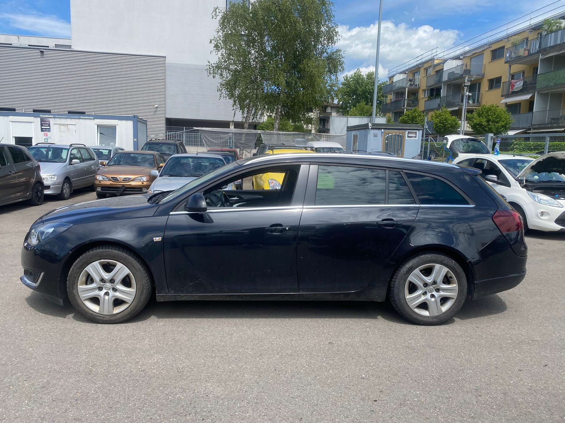 OPEL Insignia Sports Tourer 1.6 Turbo Edition Automatic-image-3