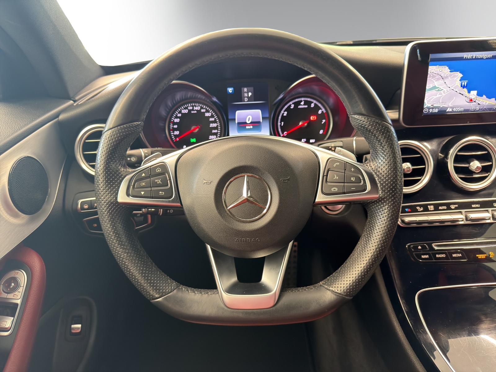 MERCEDES-BENZ C 200 AMG Line 4Matic-image-8