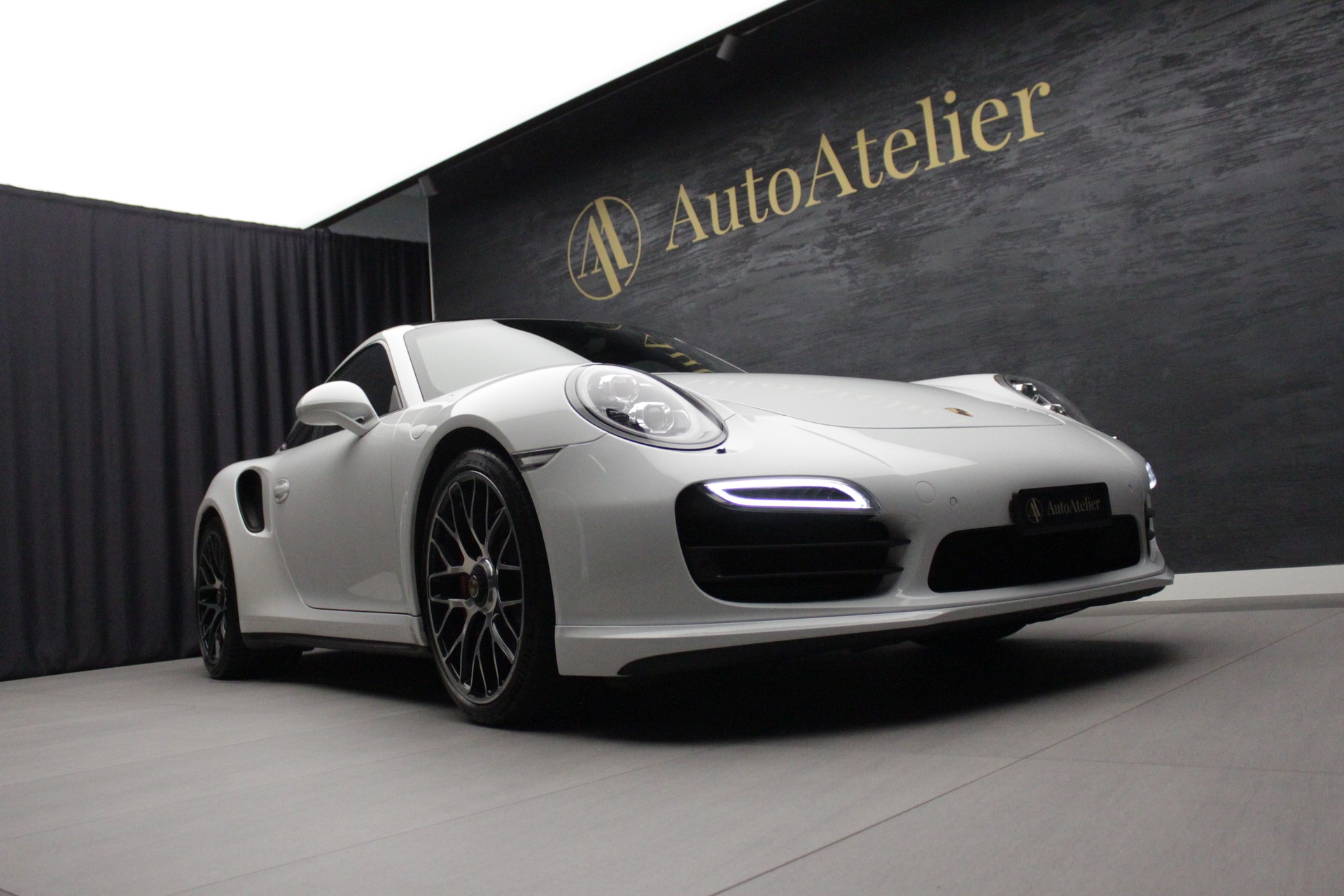 PORSCHE 911 Turbo PDK-image-4