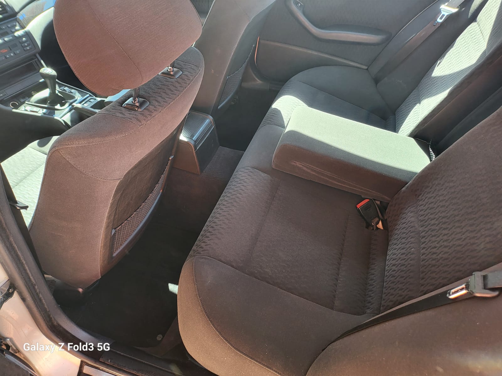 BMW 320 i-image-7