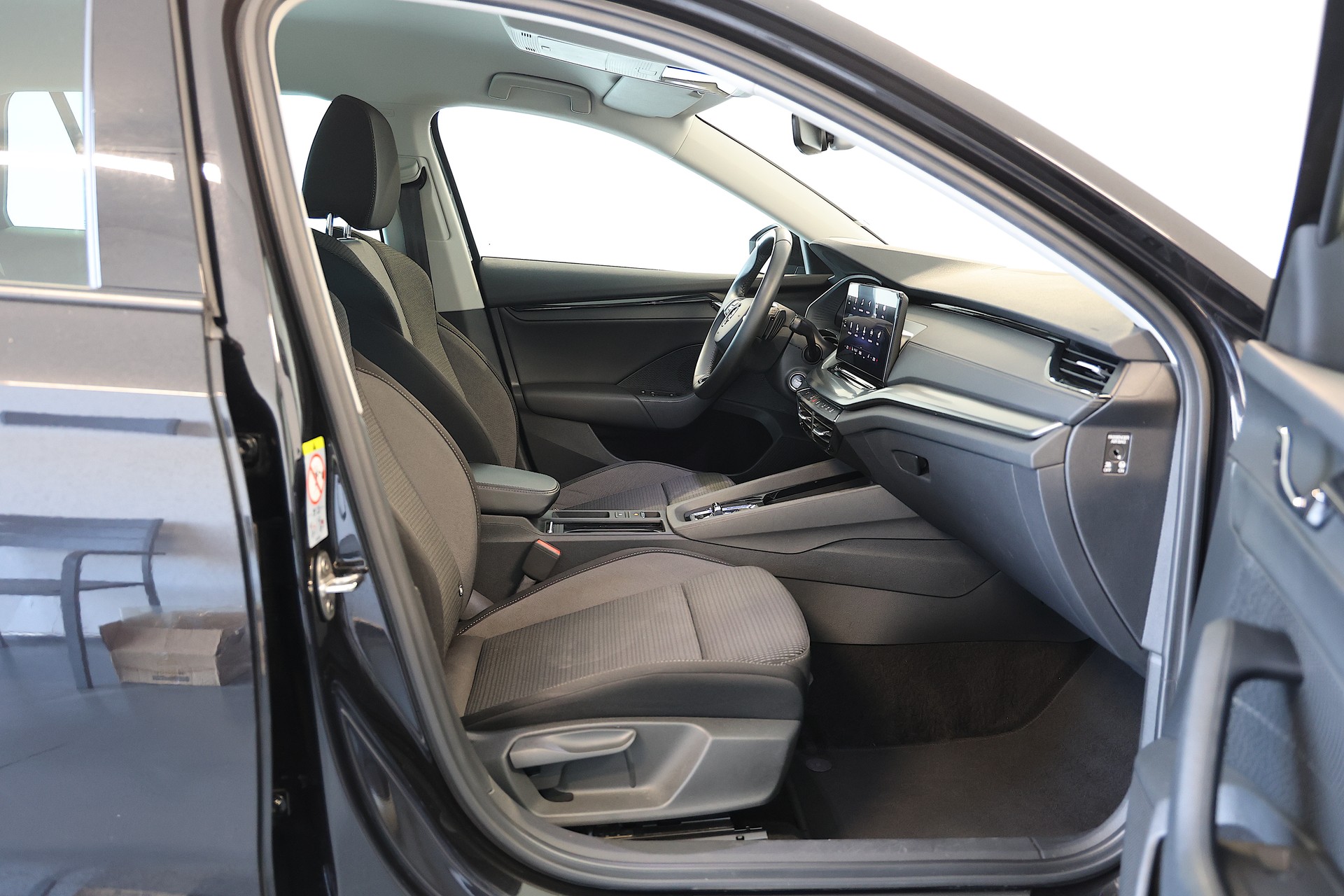 SKODA Octavia Combi 2.0 TDI DSG Ambition-image-10