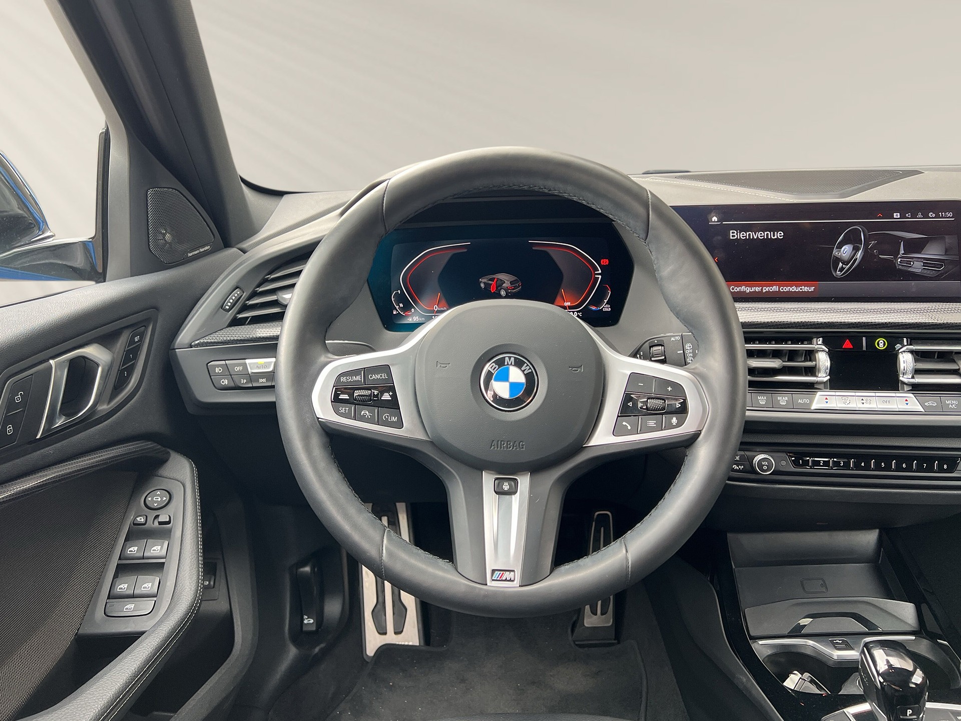 BMW 120i M Sport Pro Steptronic-image-4