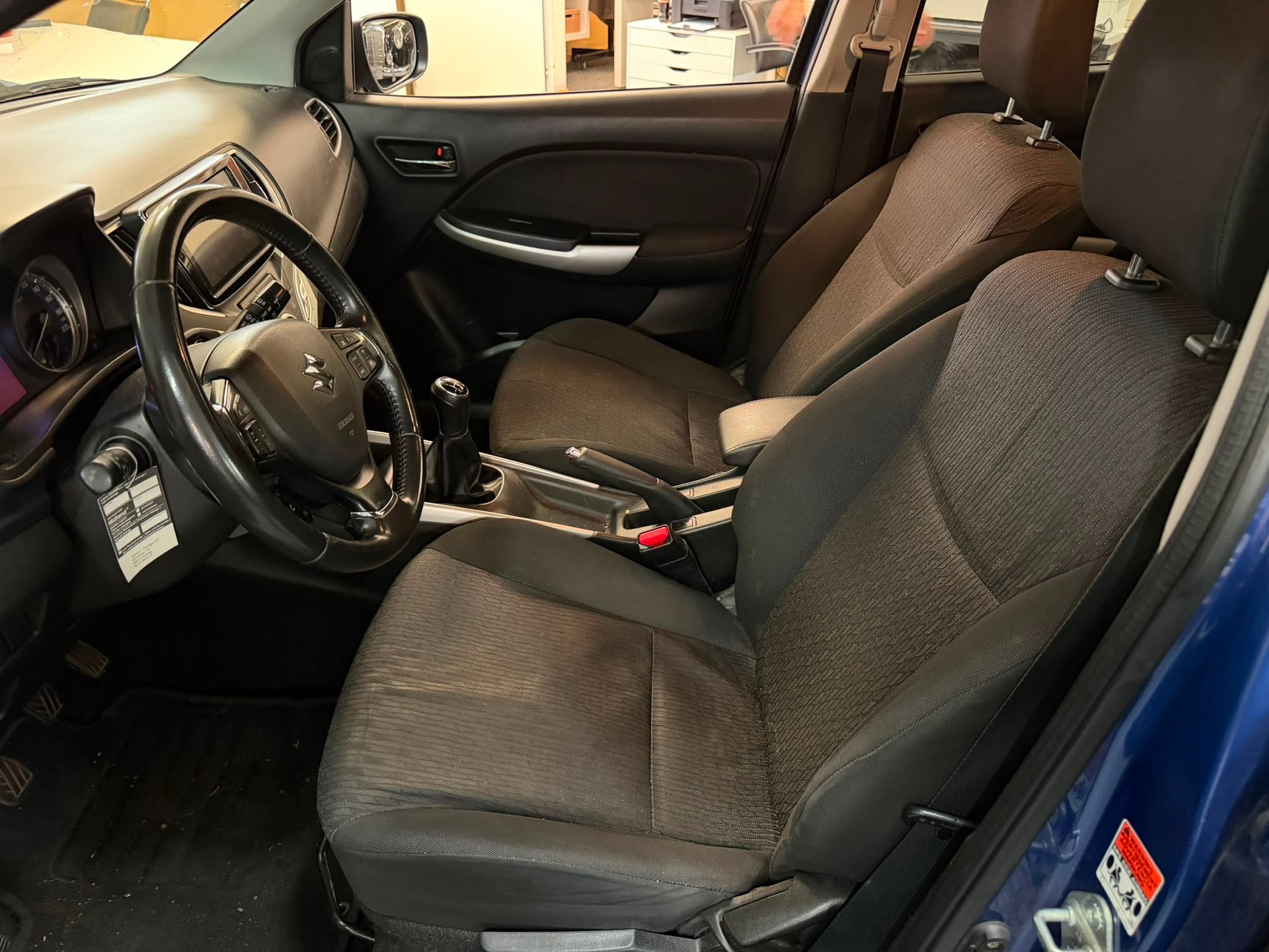 SUZUKI Baleno 1.2i Compact Top Hybrid-image-10