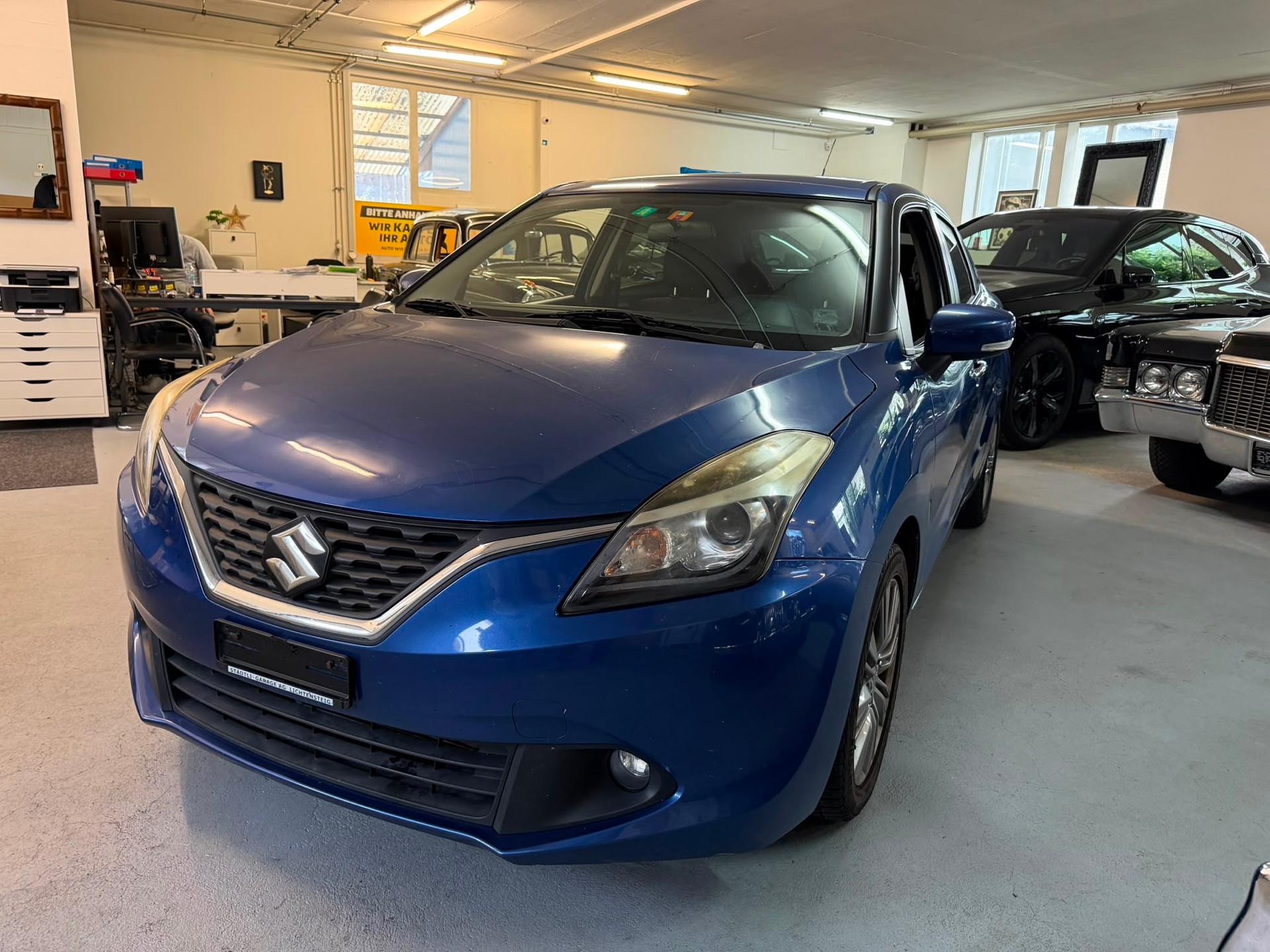 SUZUKI Baleno 1.2i Compact Top Hybrid-showroom-element-1