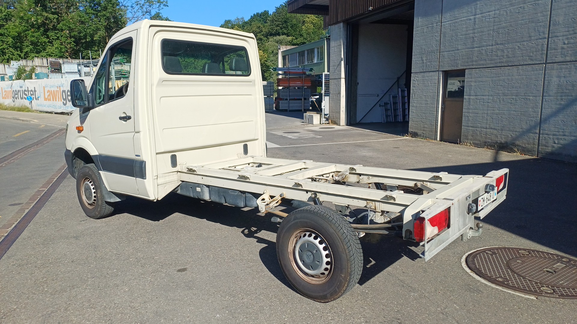 MERCEDES-BENZ Sprinter 313 CDI Standard 4x4 Automat-image-4