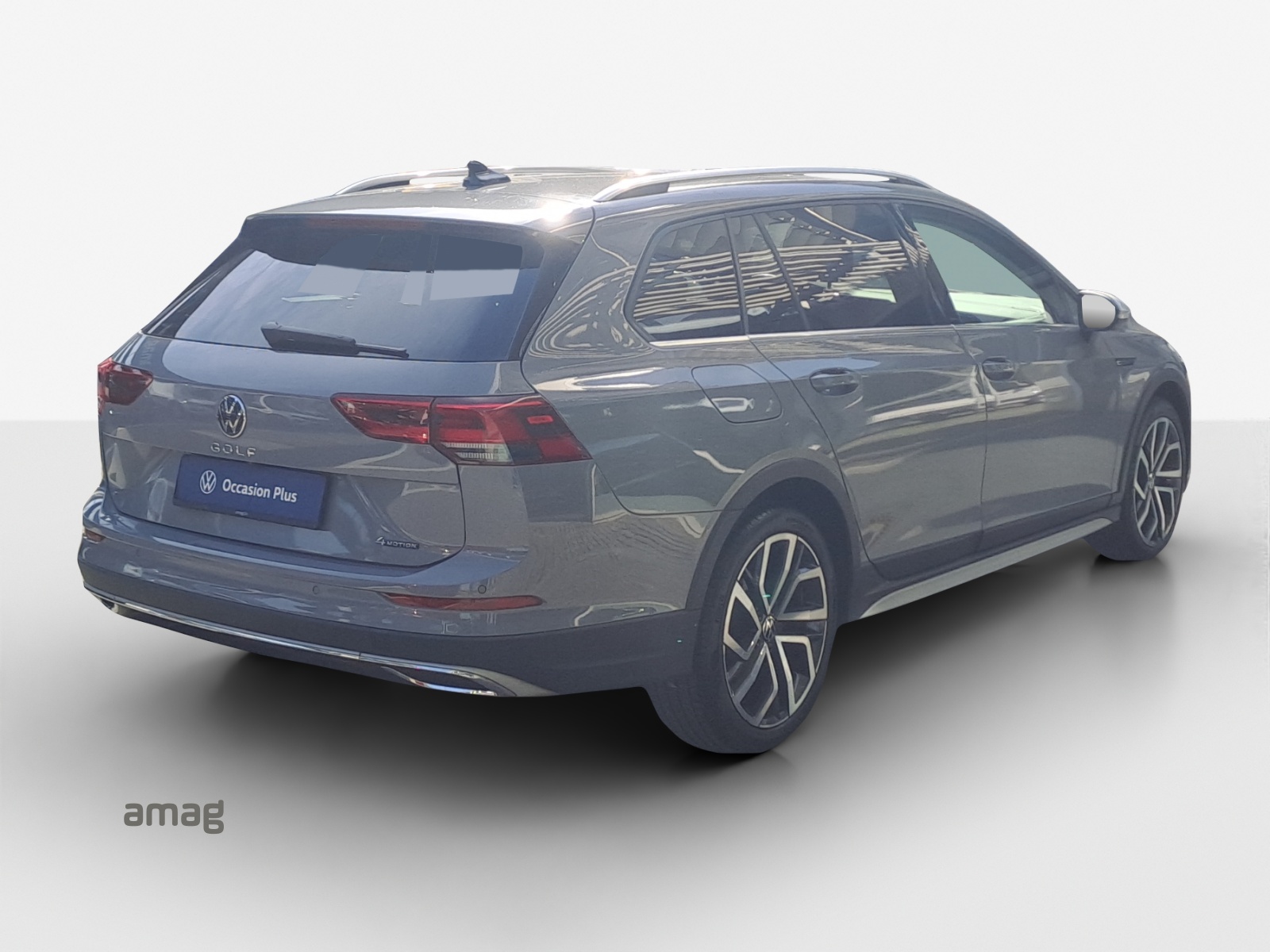 VW Golf 2.0 TDI Alltrack DSG 4Motion-image-3