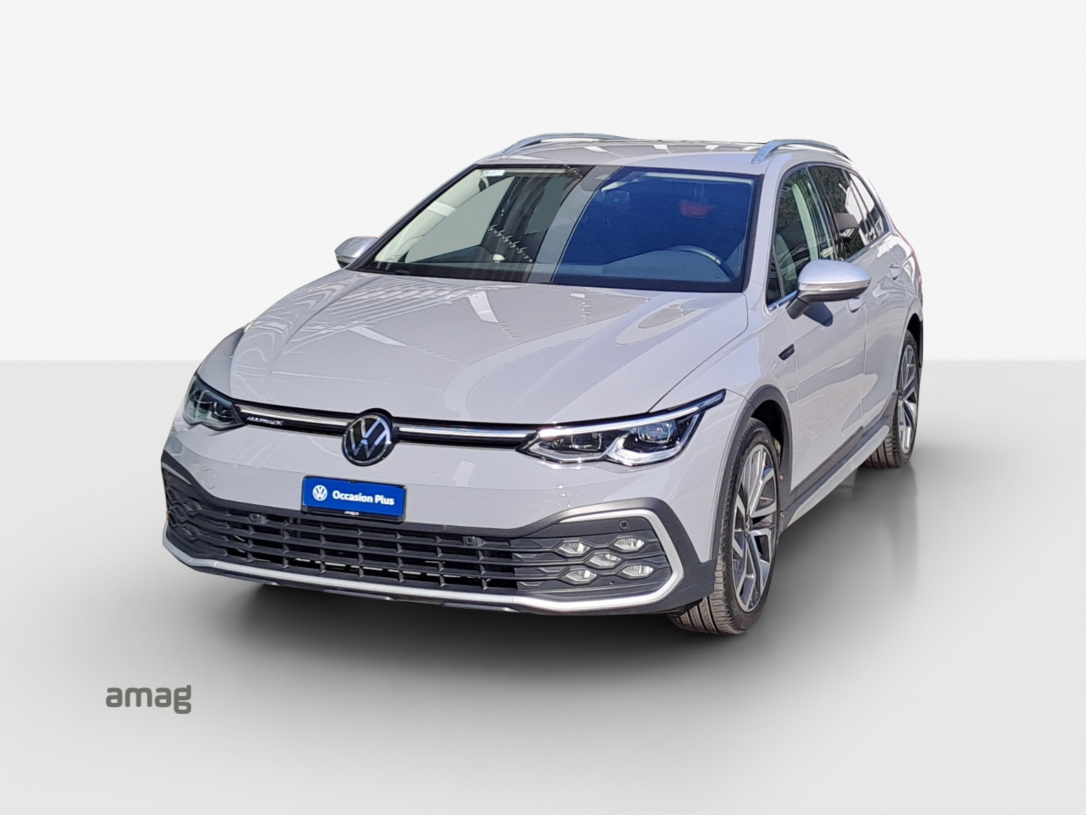 VW Golf 2.0 TDI Alltrack DSG 4Motion-image-0