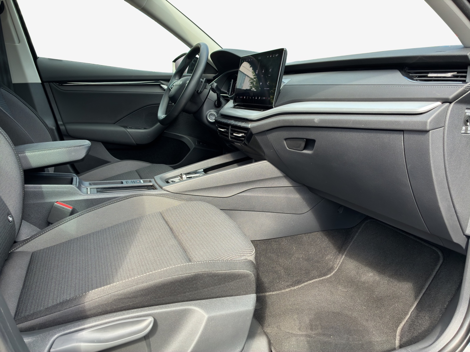 SKODA Octavia Combi 1.5 TSI mHEV DSG Dynamic-image-14
