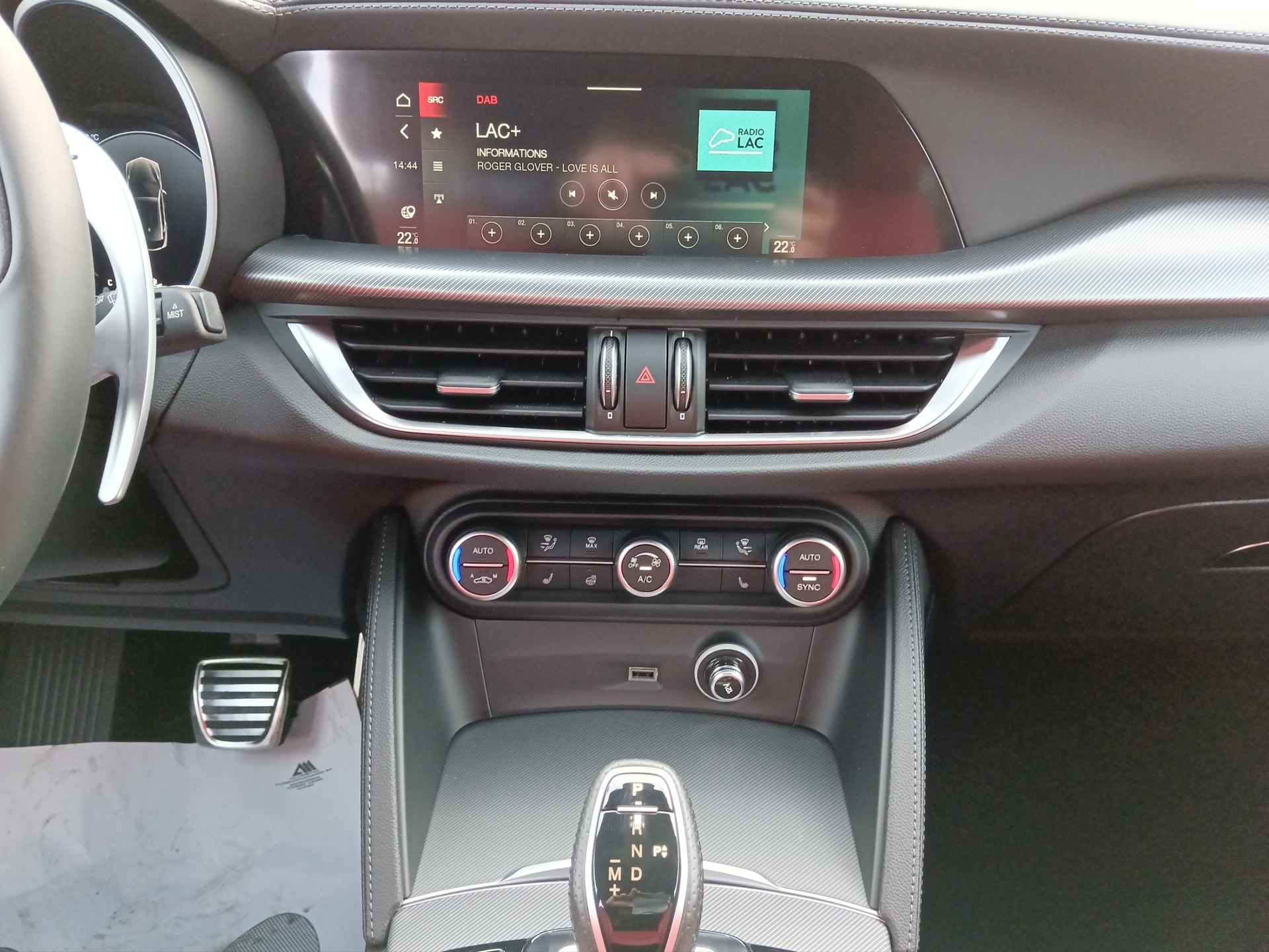 ALFA ROMEO STELVIO 2.0 Q4 280 Veloce-image-9