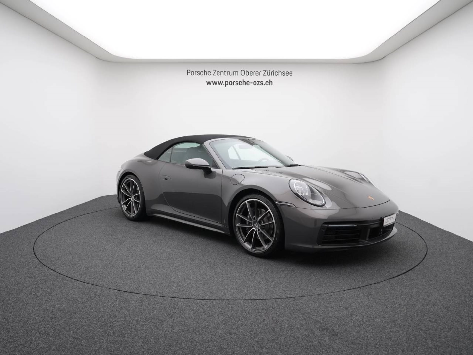 PORSCHE 911 Carrera 4 Cabriolet-image-8