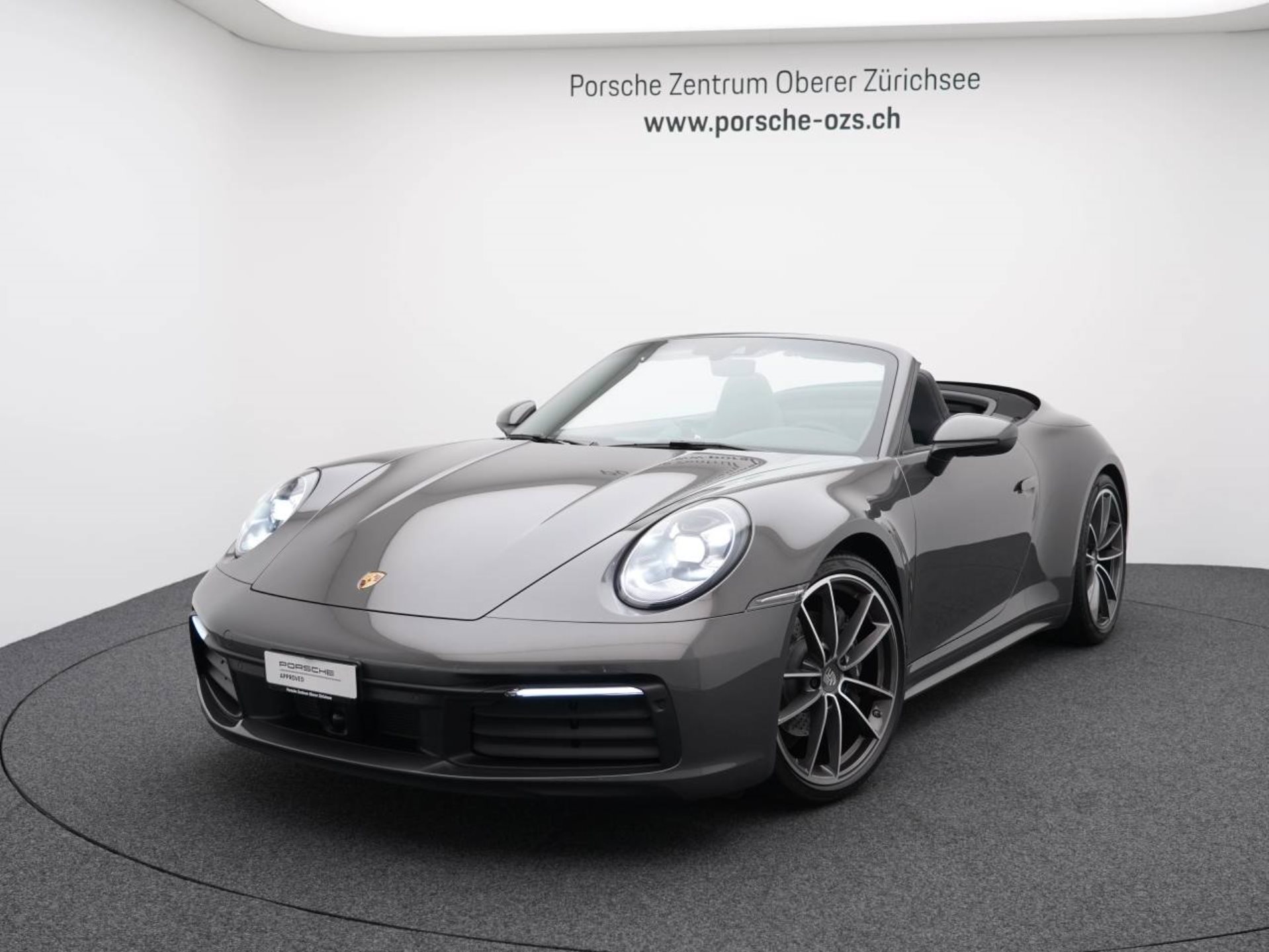 PORSCHE 911 Carrera 4 Cabriolet-image-0
