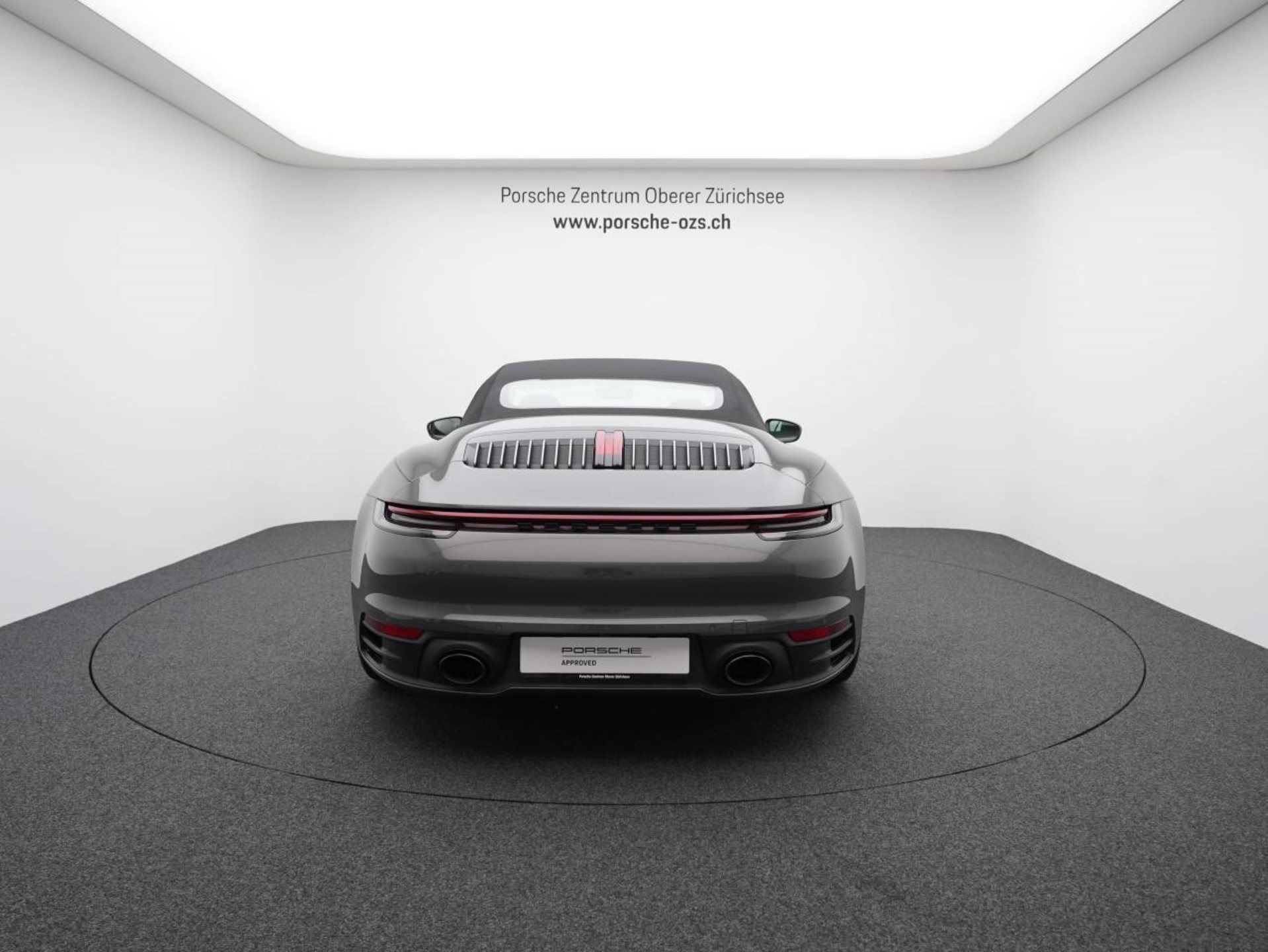 PORSCHE 911 Carrera 4 Cabriolet-image-5