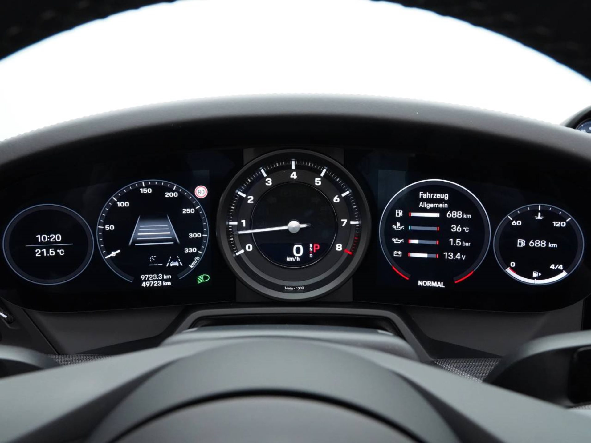 PORSCHE 911 Carrera 4 Cabriolet-image-16