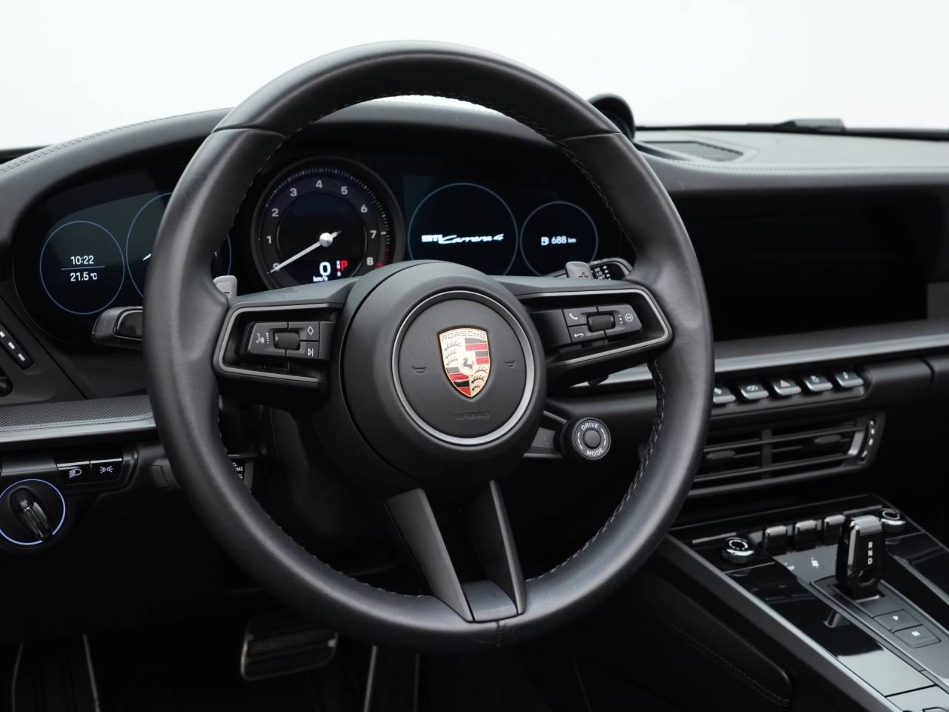PORSCHE 911 Carrera 4 Cabriolet-image-15