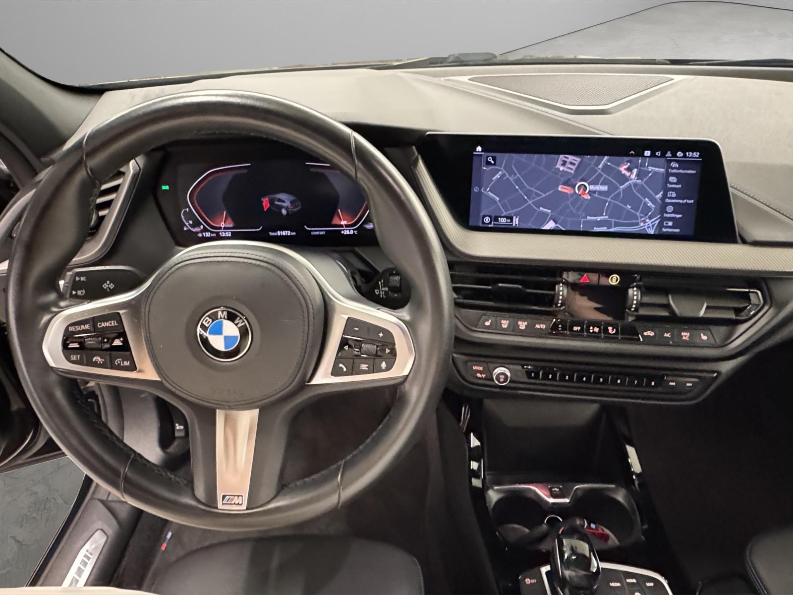 BMW 118i-image-18