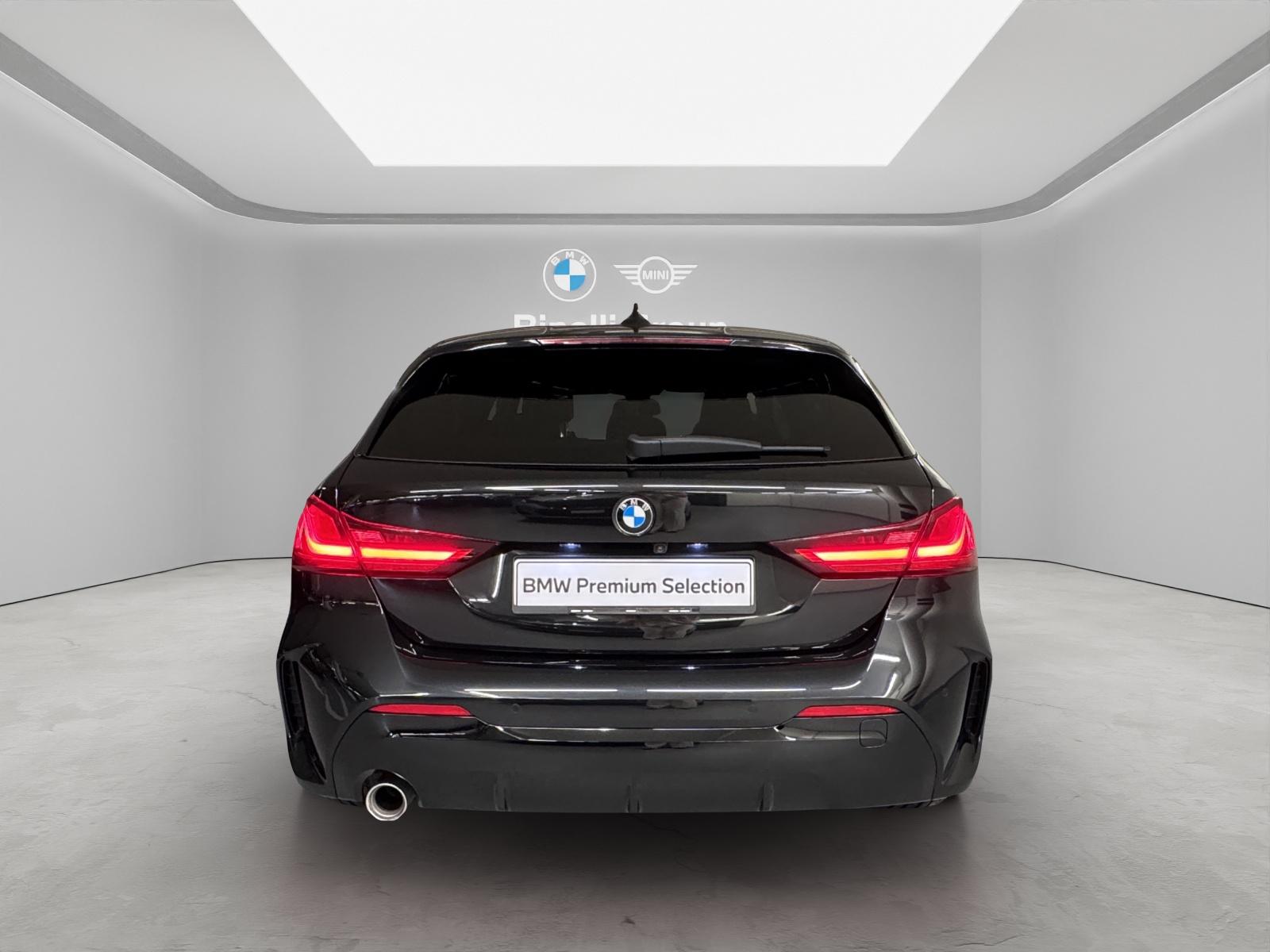 BMW 118i-image-3