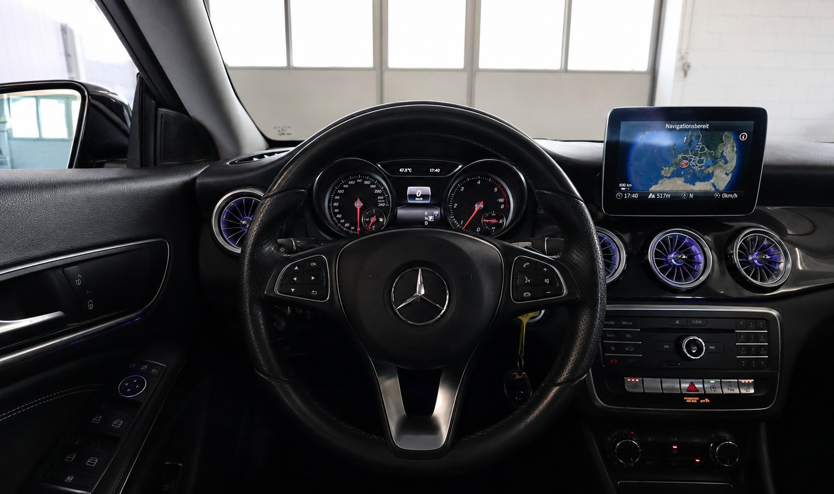 MERCEDES-BENZ CLA Shooting Brake 200 d 7G-DCT-image-6