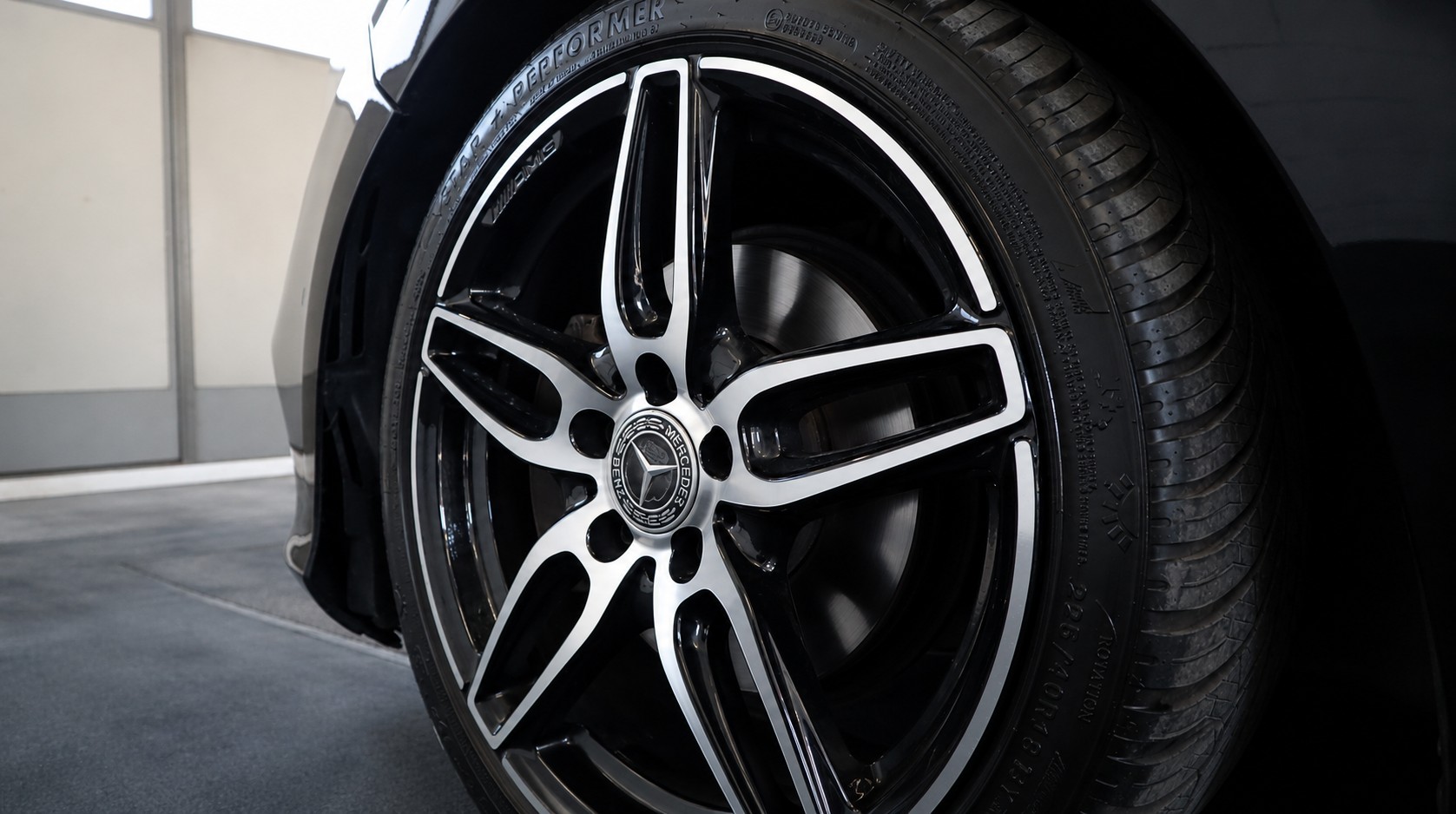 MERCEDES-BENZ CLA Shooting Brake 200 d 7G-DCT-image-21