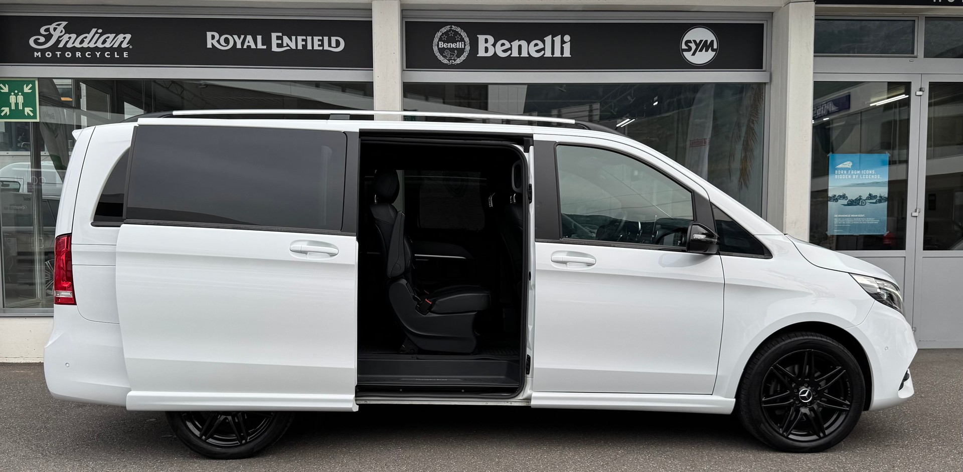 MERCEDES-BENZ V 250 d Swiss Edition lang 4Matic AMG Line-image-2