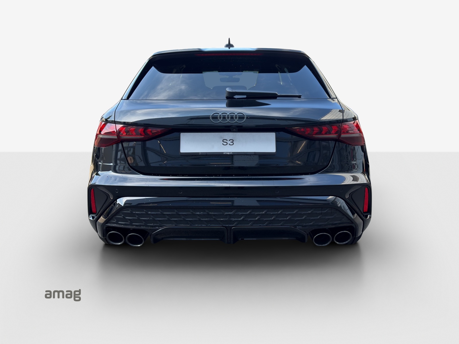 AUDI S3 Sportback TFSI quattro S-tronic-showroom-element-3