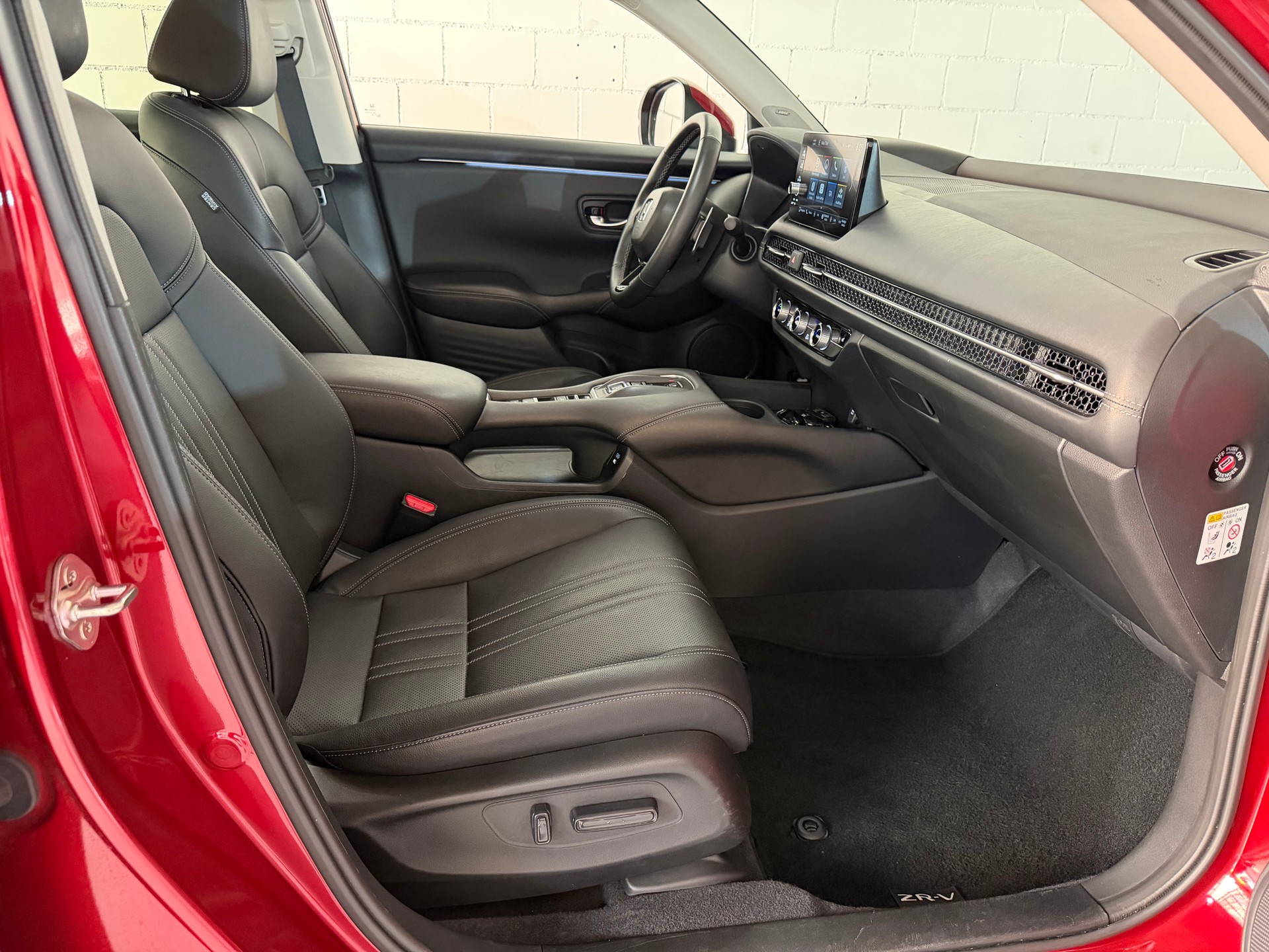 HONDA ZR-V 2.0i MMD Hybrid Advance Automatic-image-10