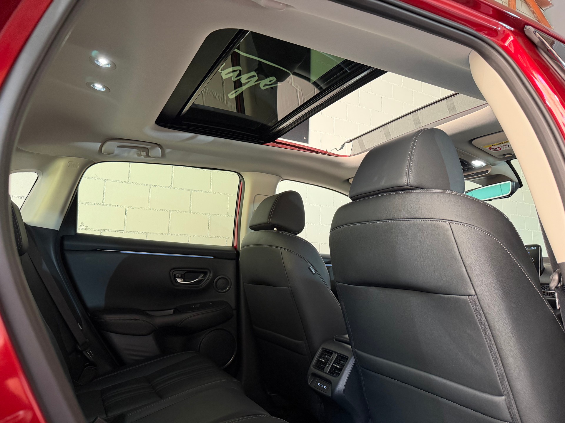 HONDA ZR-V 2.0i MMD Hybrid Advance Automatic-image-13