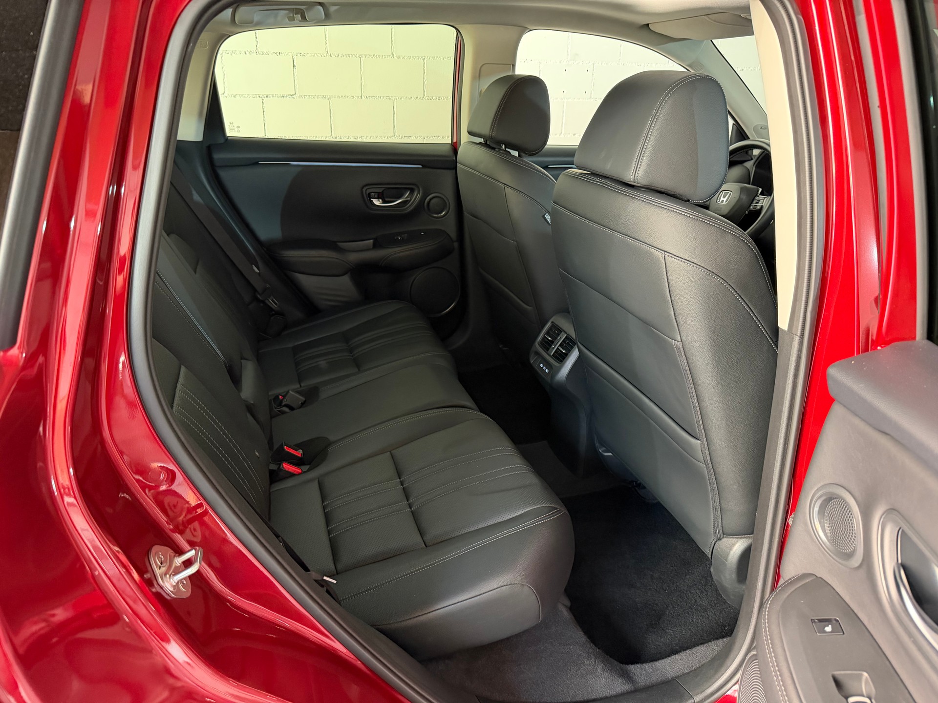 HONDA ZR-V 2.0i MMD Hybrid Advance Automatic-image-11