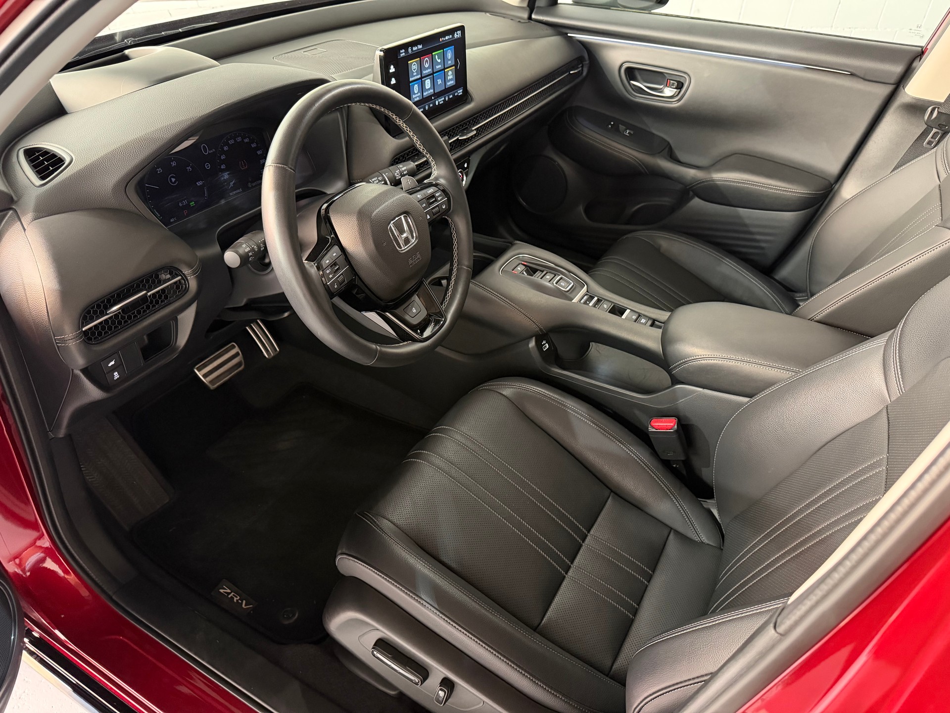 HONDA ZR-V 2.0i MMD Hybrid Advance Automatic-image-8