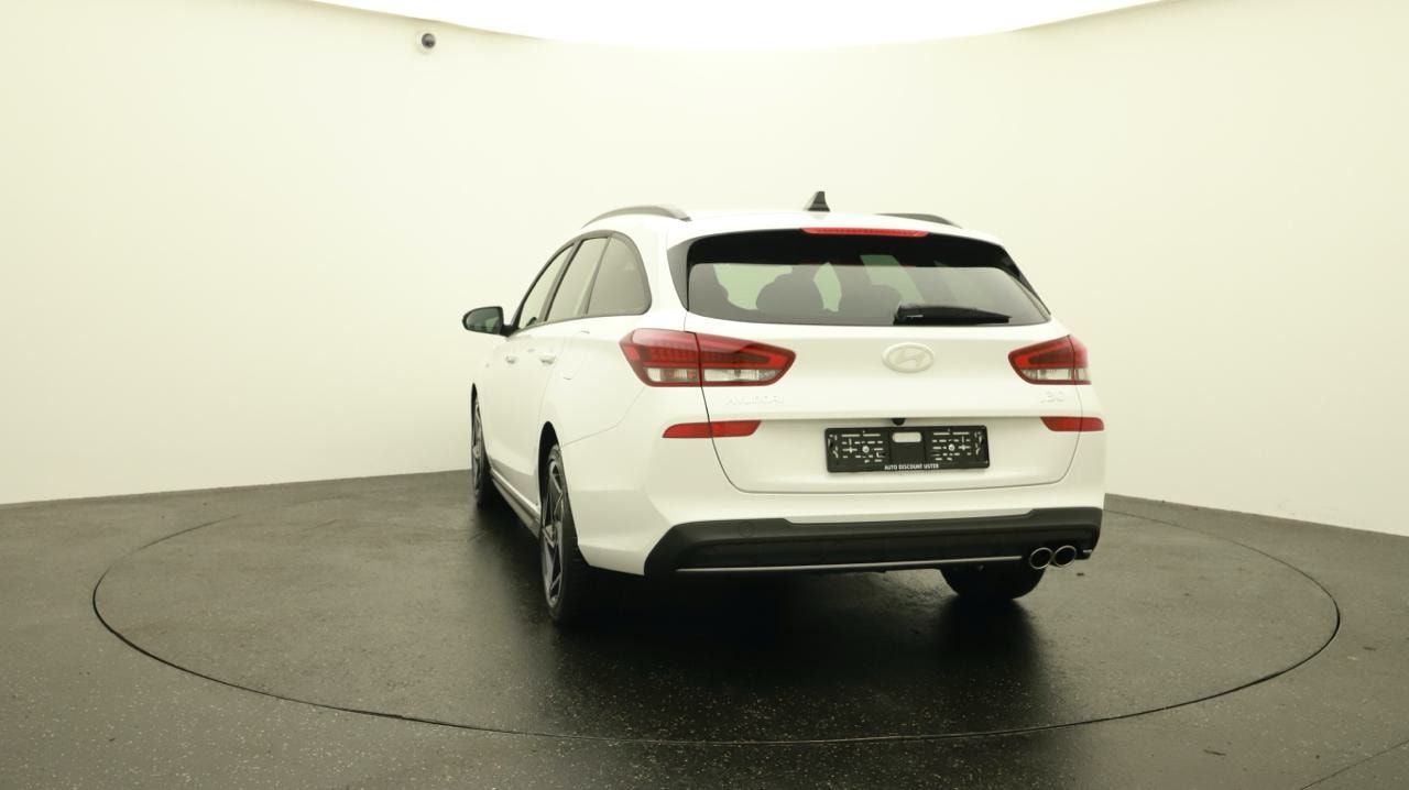 HYUNDAI i30 Wagon 1.6 T-GDi N-Line DCT-image-3