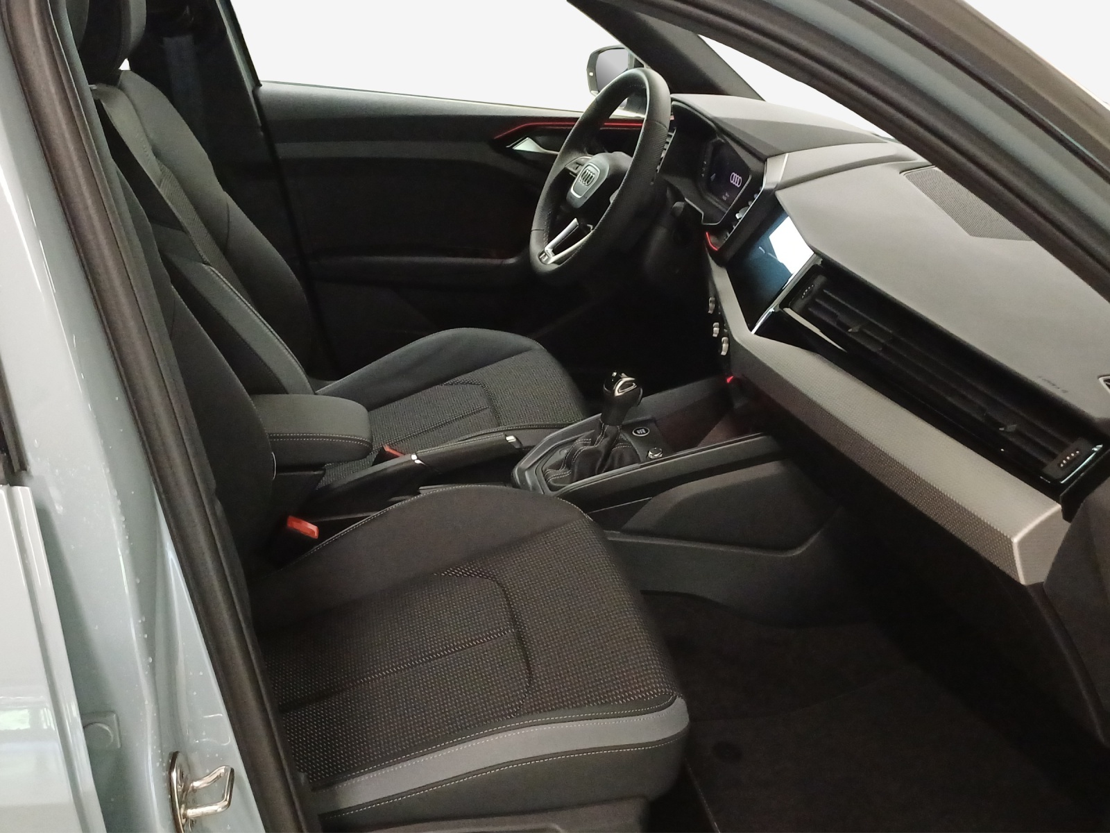 AUDI A1 Sportback 30 TFSI S Line Attraction S-tronic-image-15