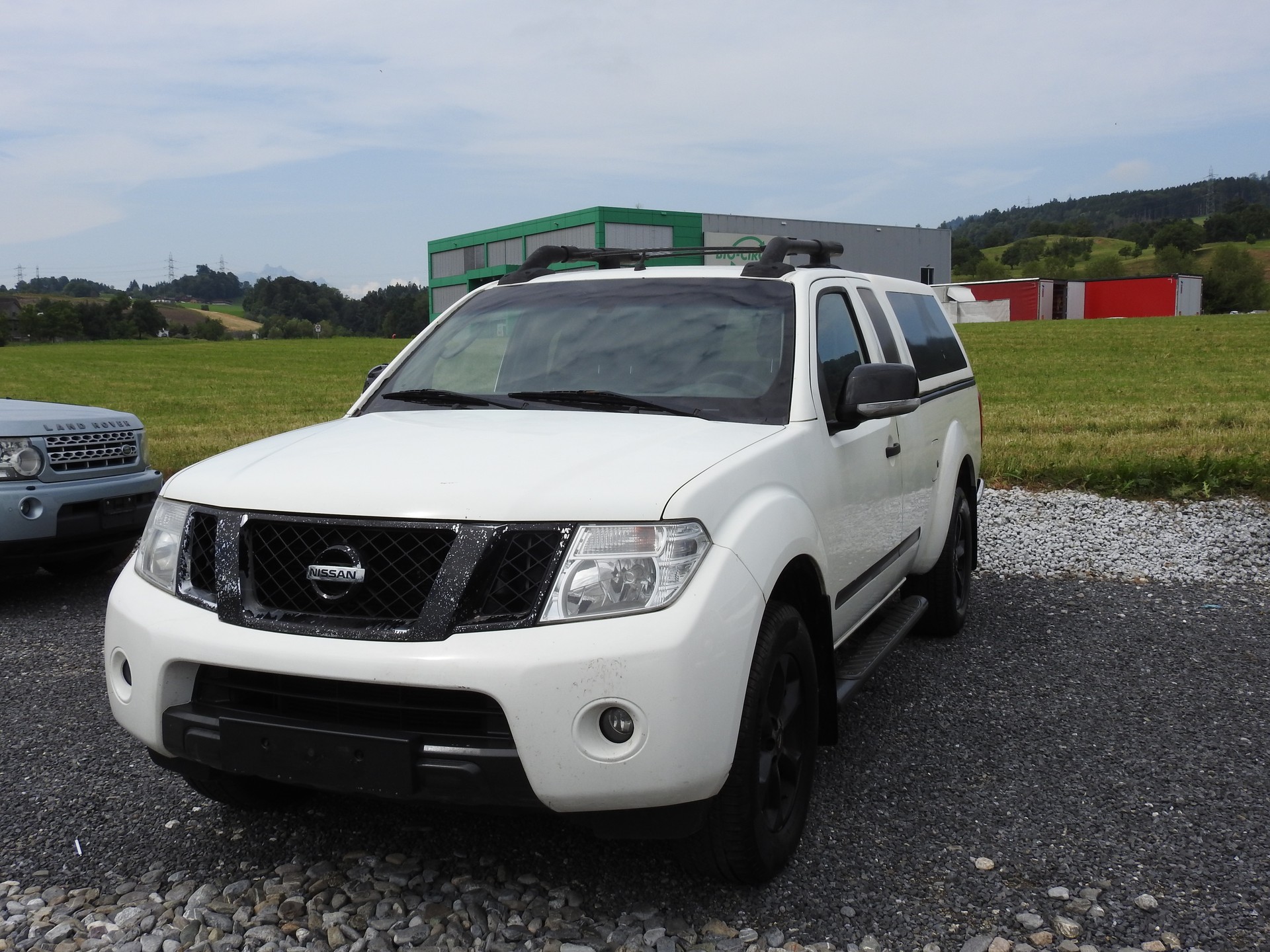NISSAN Navara King Cab XE 2.5 dCi 4WD-image-0