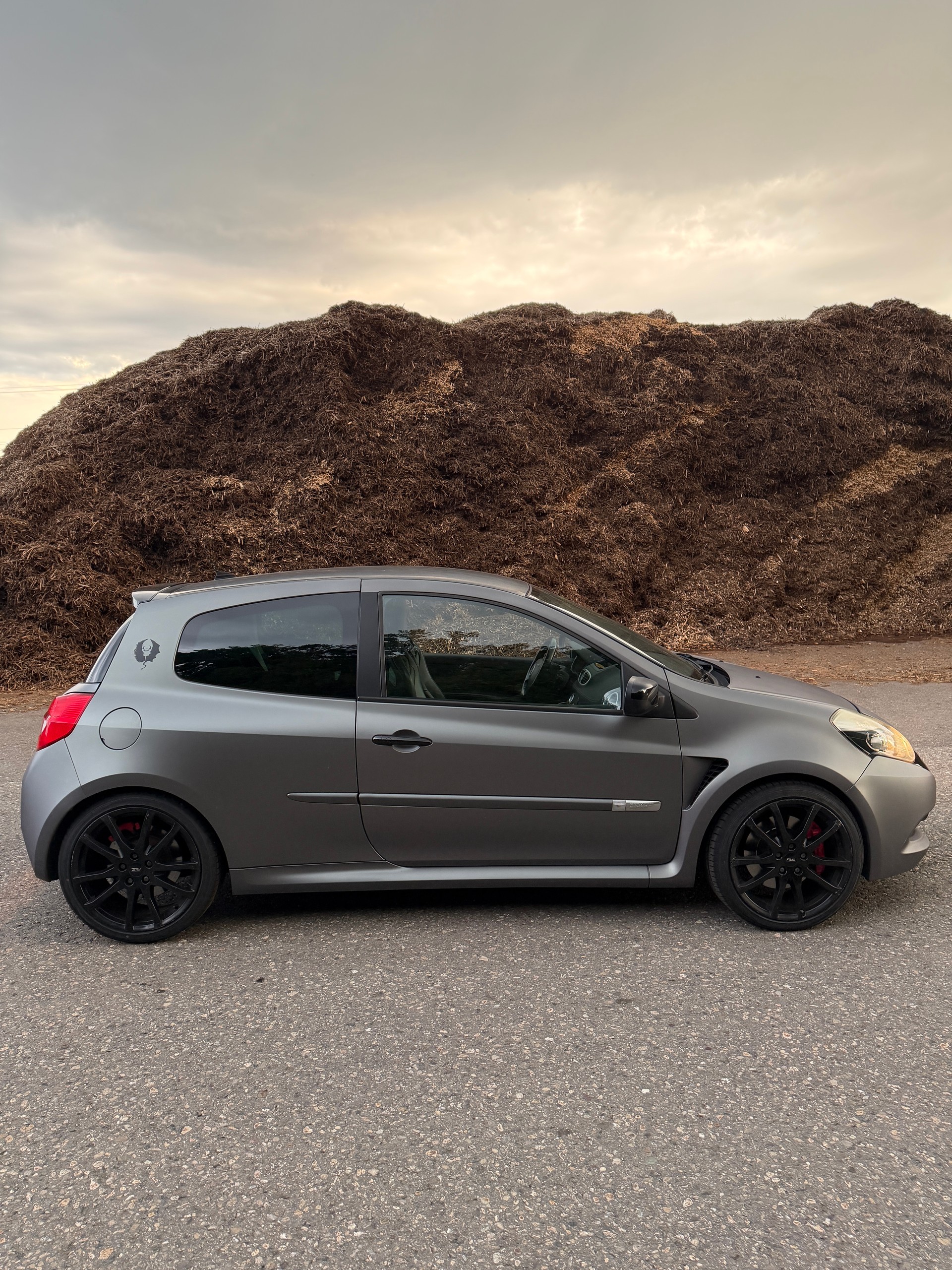 RENAULT Clio 2.0 16V Ange&Démon-image-1