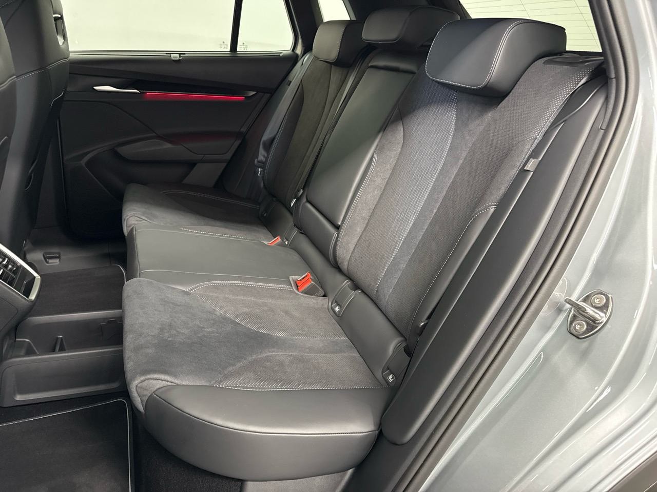 SKODA Elroq 85 Sportline-image-12