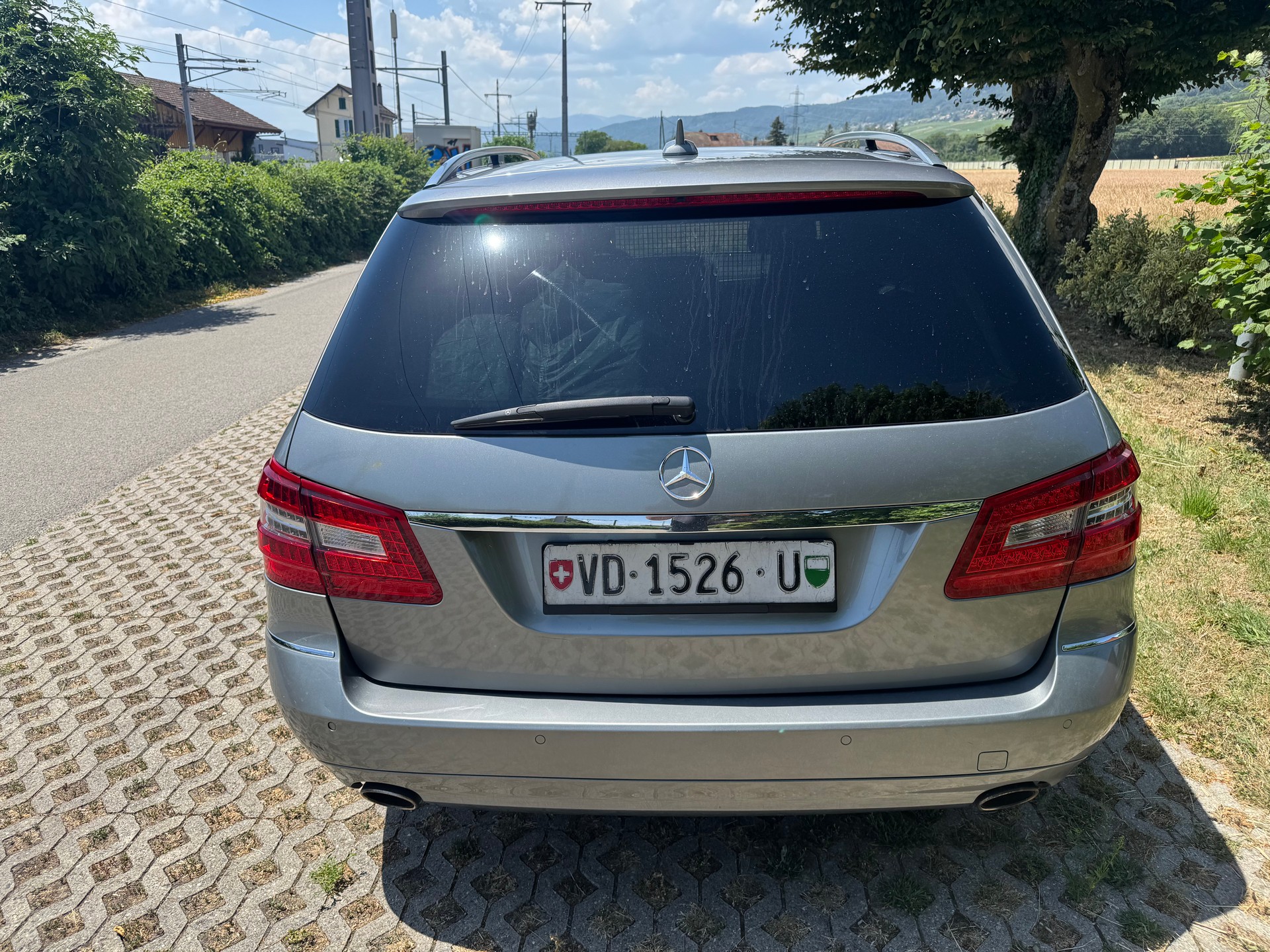 MERCEDES-BENZ E 350 Avantgarde 4Matic 7G-Tronic-showroom-element-3