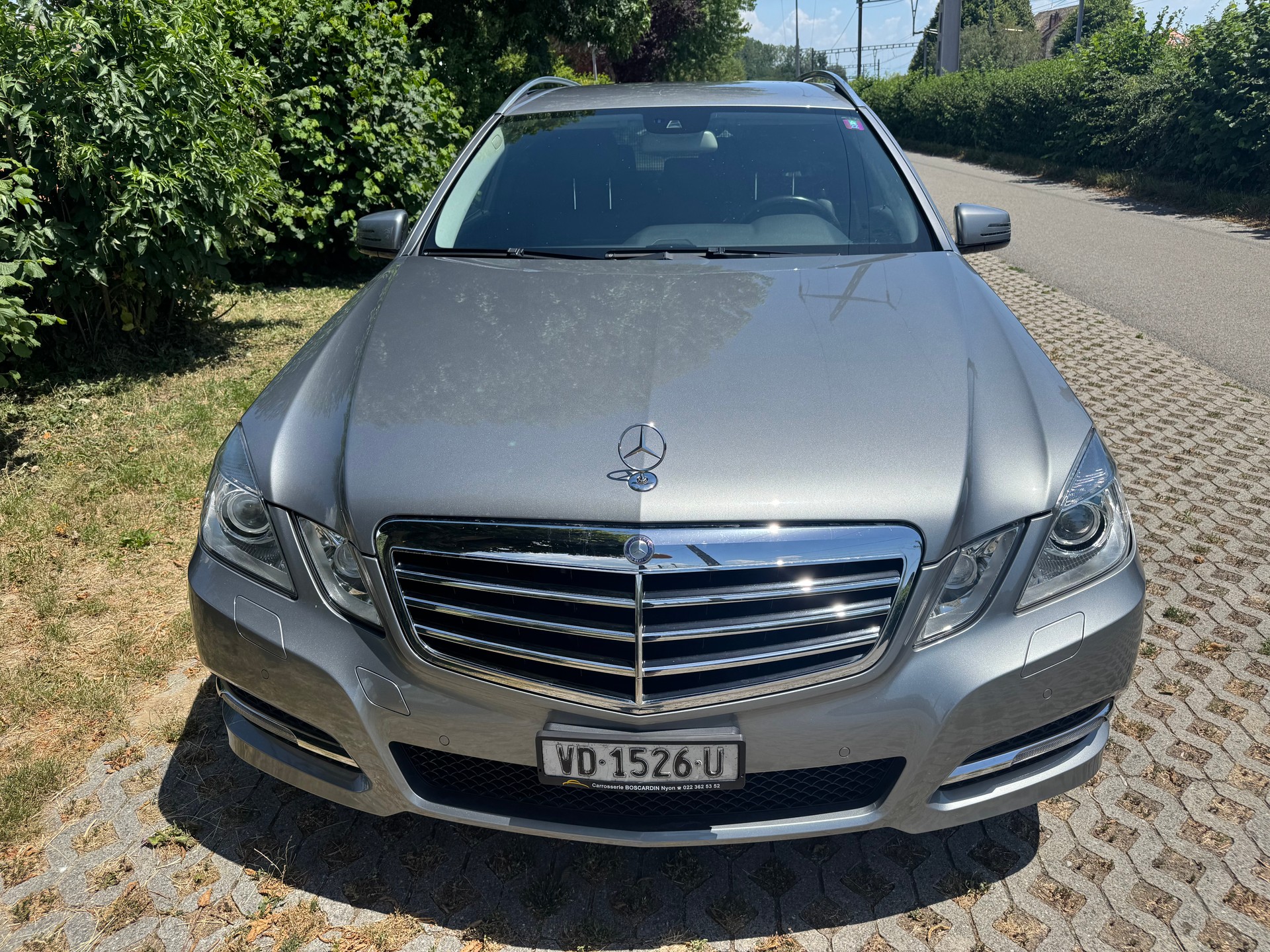 MERCEDES-BENZ E 350 Avantgarde 4Matic 7G-Tronic-image-4