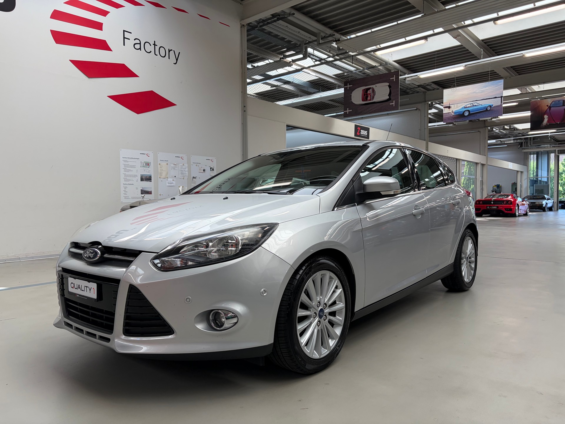 FORD Focus 1.0 SCTi Titanium-image-0