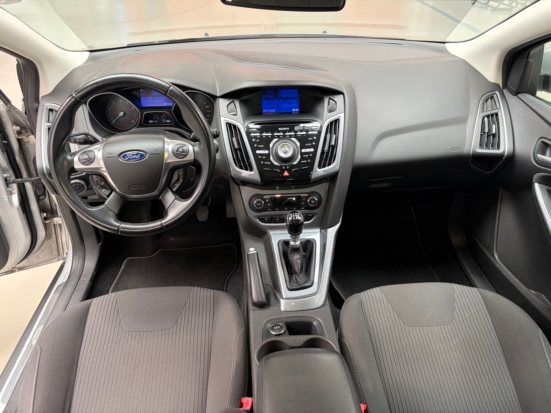 FORD Focus 1.0 SCTi Titanium-image-12
